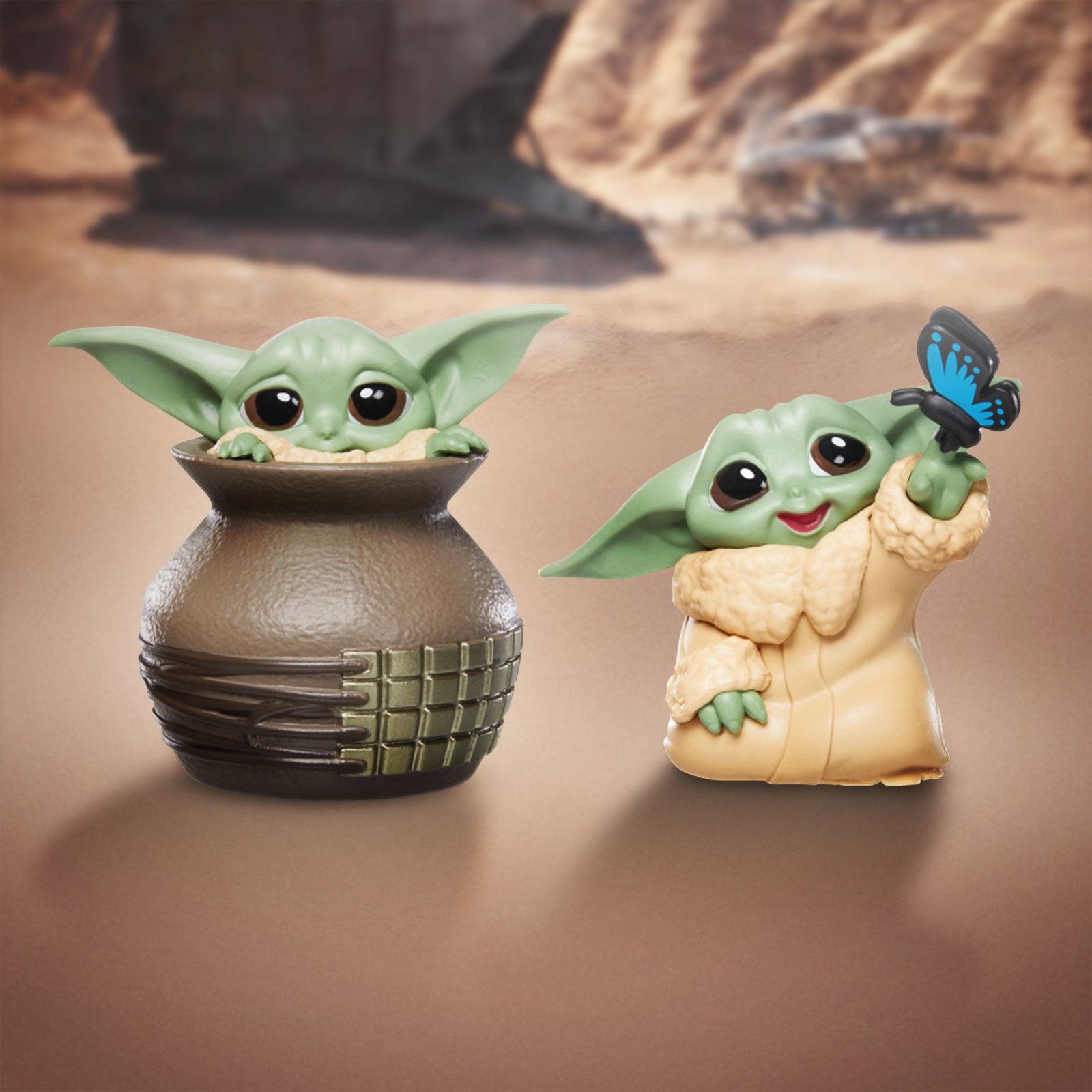 Grogu with Butterfly and Vase Mini-Figure Set - Star Wars The