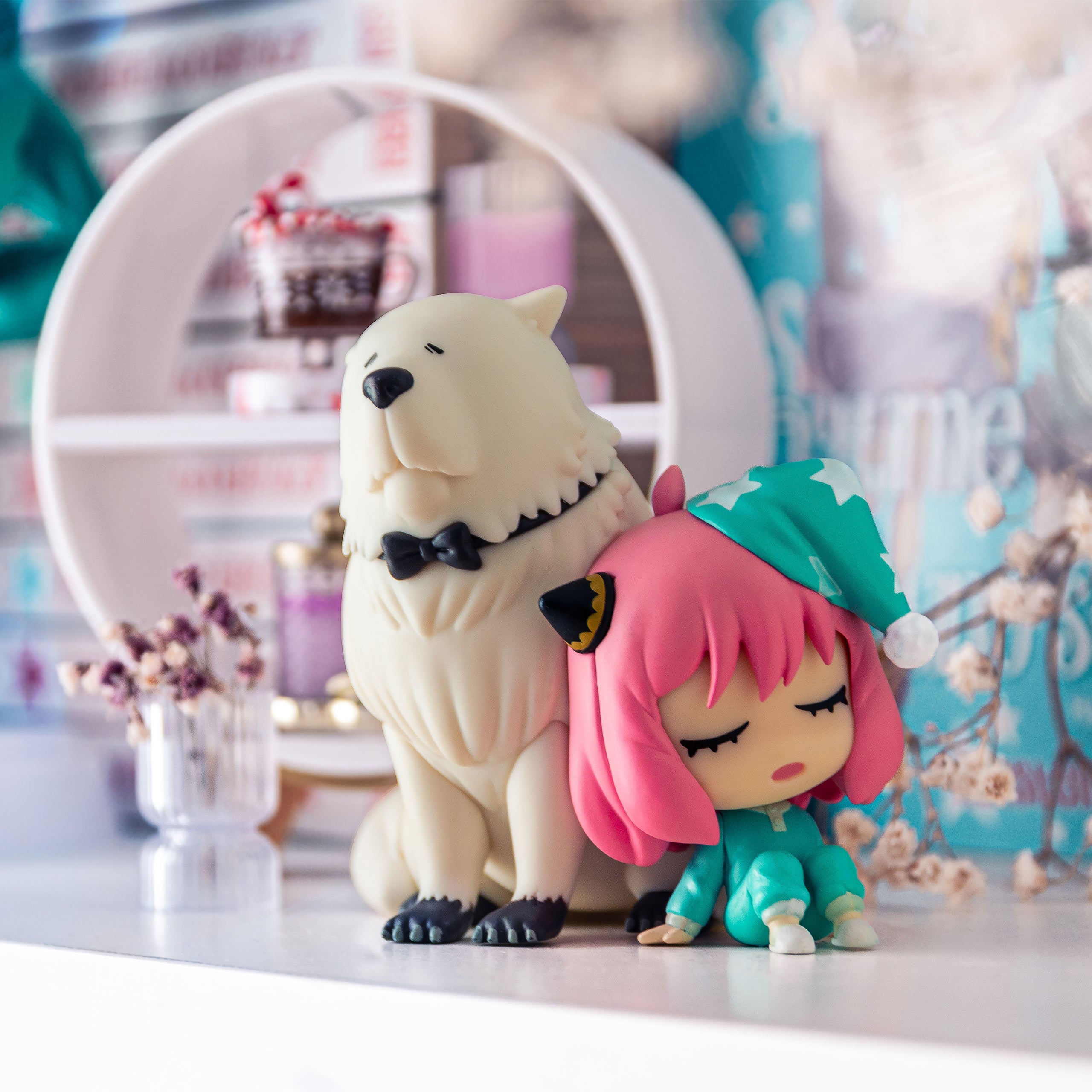 Spy x Family - Anya & Bond Sleeping Figure Set – Elbenwald