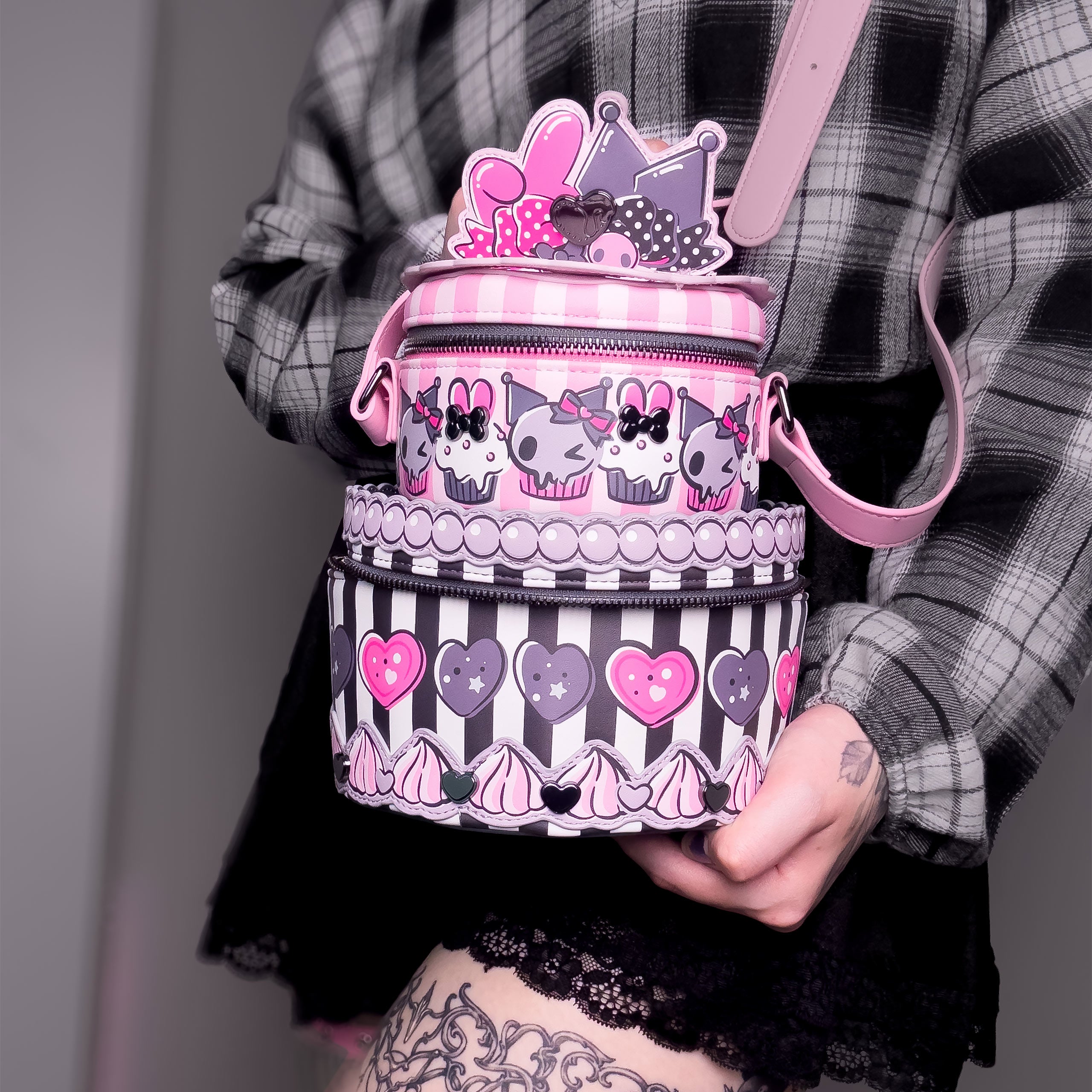 Sanrio - My Melody and Kuromi Crossbody Bag – Elbenwald