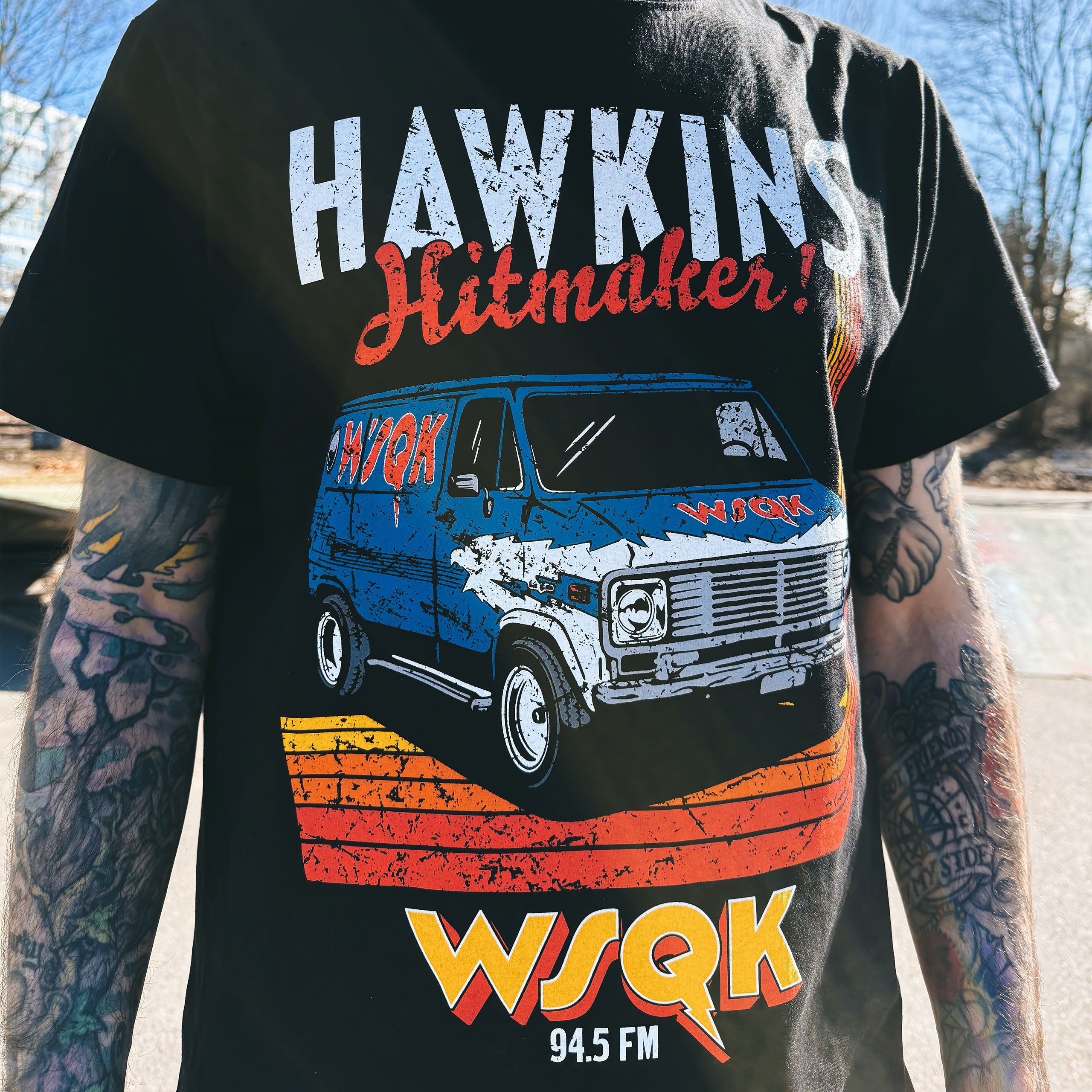 Stranger Things - WSQK Hawkins Hitmaker T-Shirt – Elbenwald