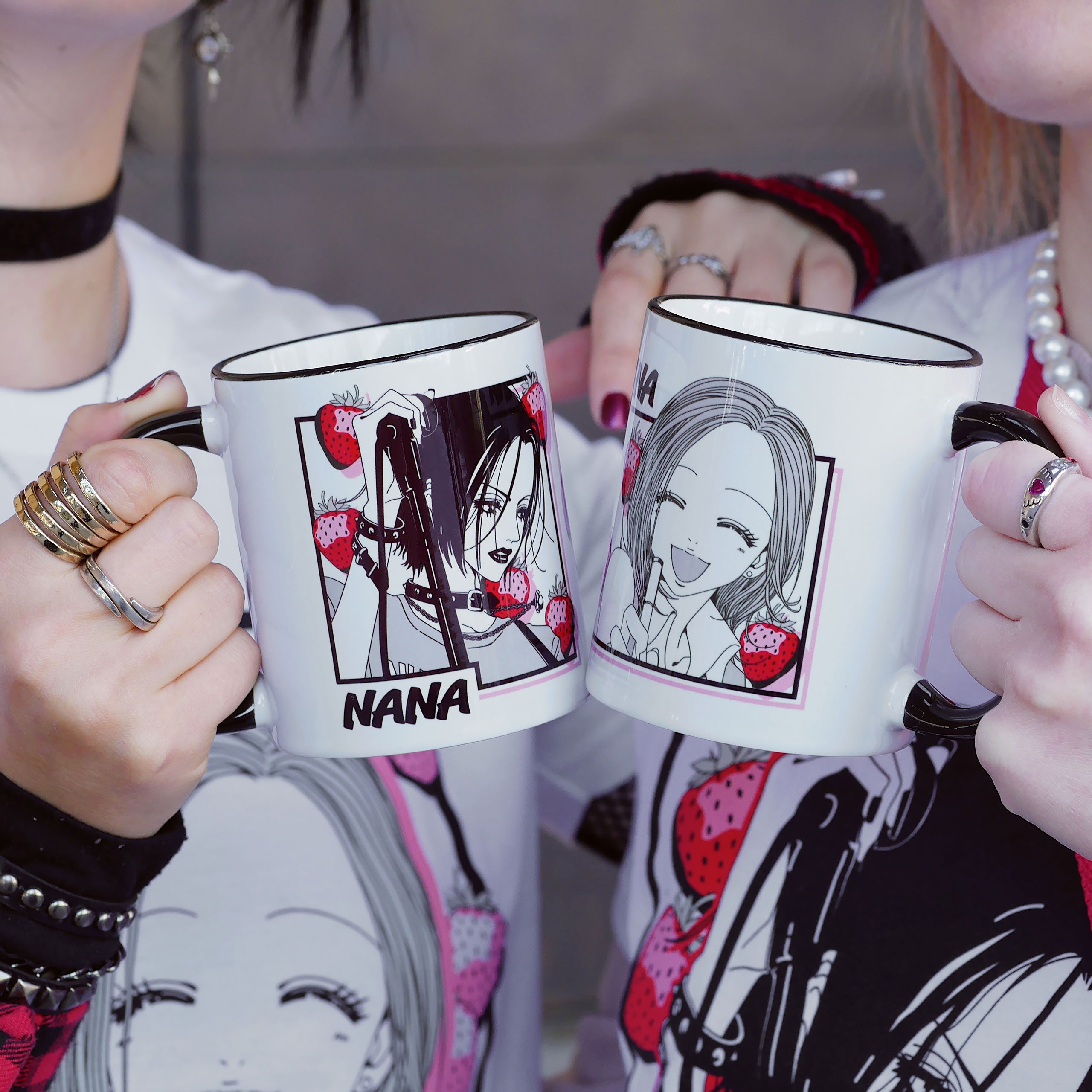 Osaki and Hachi Mug for Nana Fans – Elbenwald
