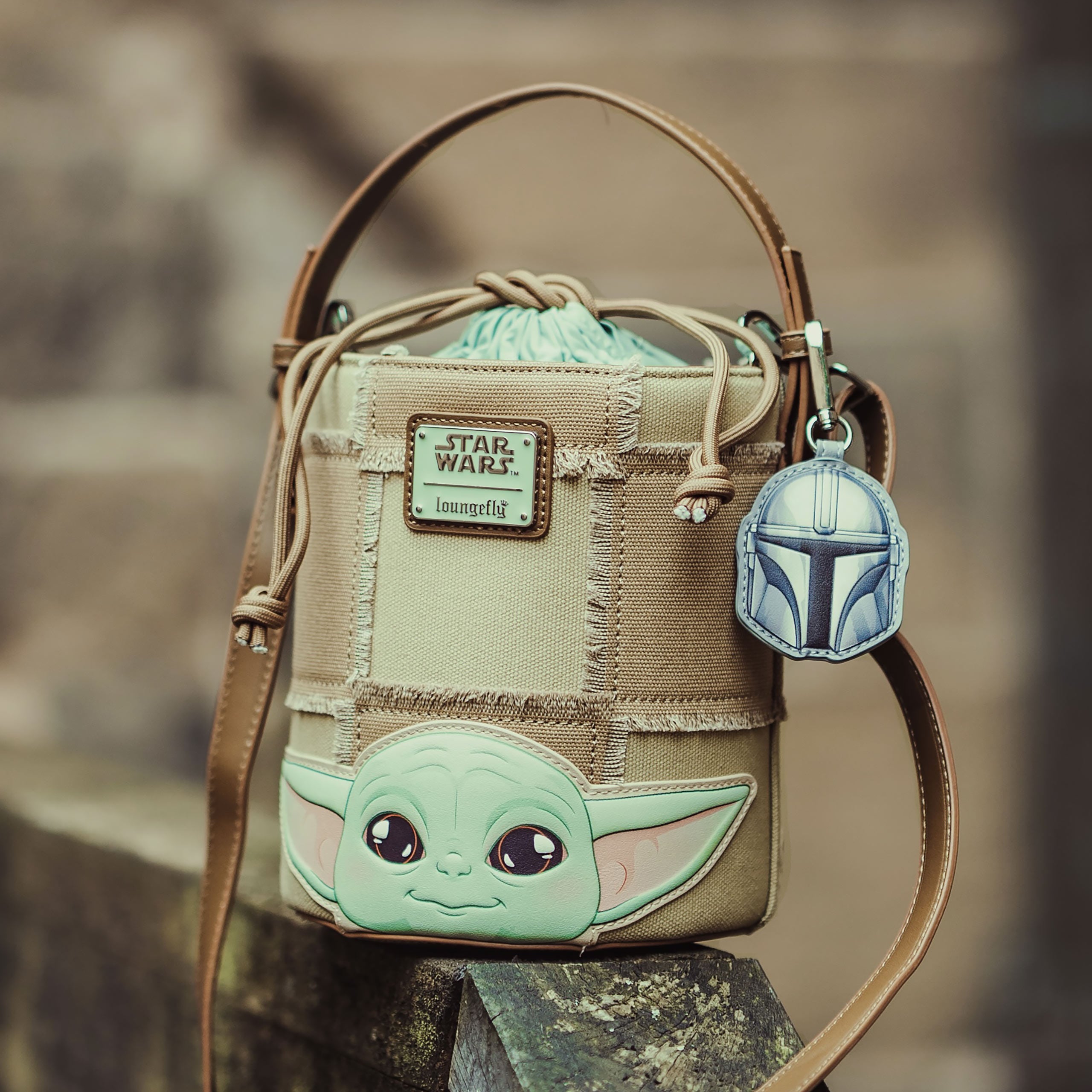【希少】Grogu Crossbody Bag Grogu and Anzellan Crossbody Bag - Star Wars The Mandalorian