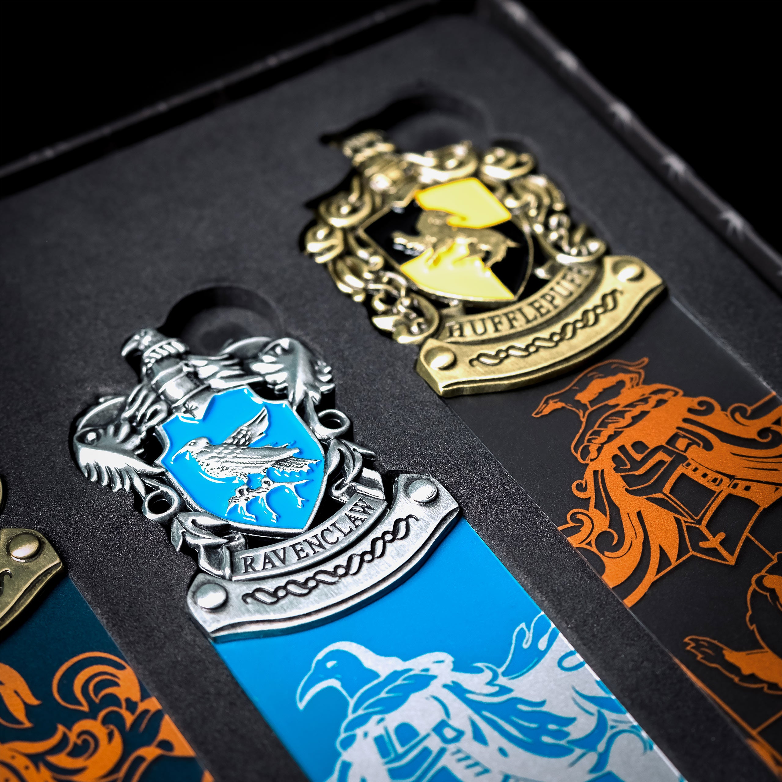 Product image Harry Potter - Hogwarts House Crest Bookmark Collection