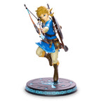Product image Zelda - Link Breath of the Wild figure with diorama