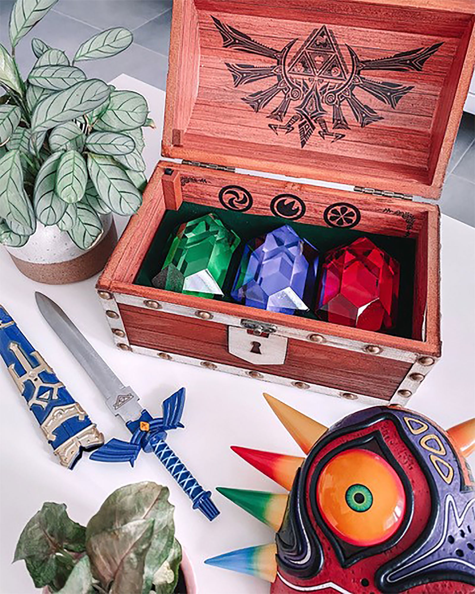 Zelda - Ruby Treasure Chest with Game Sound – Elbenwald