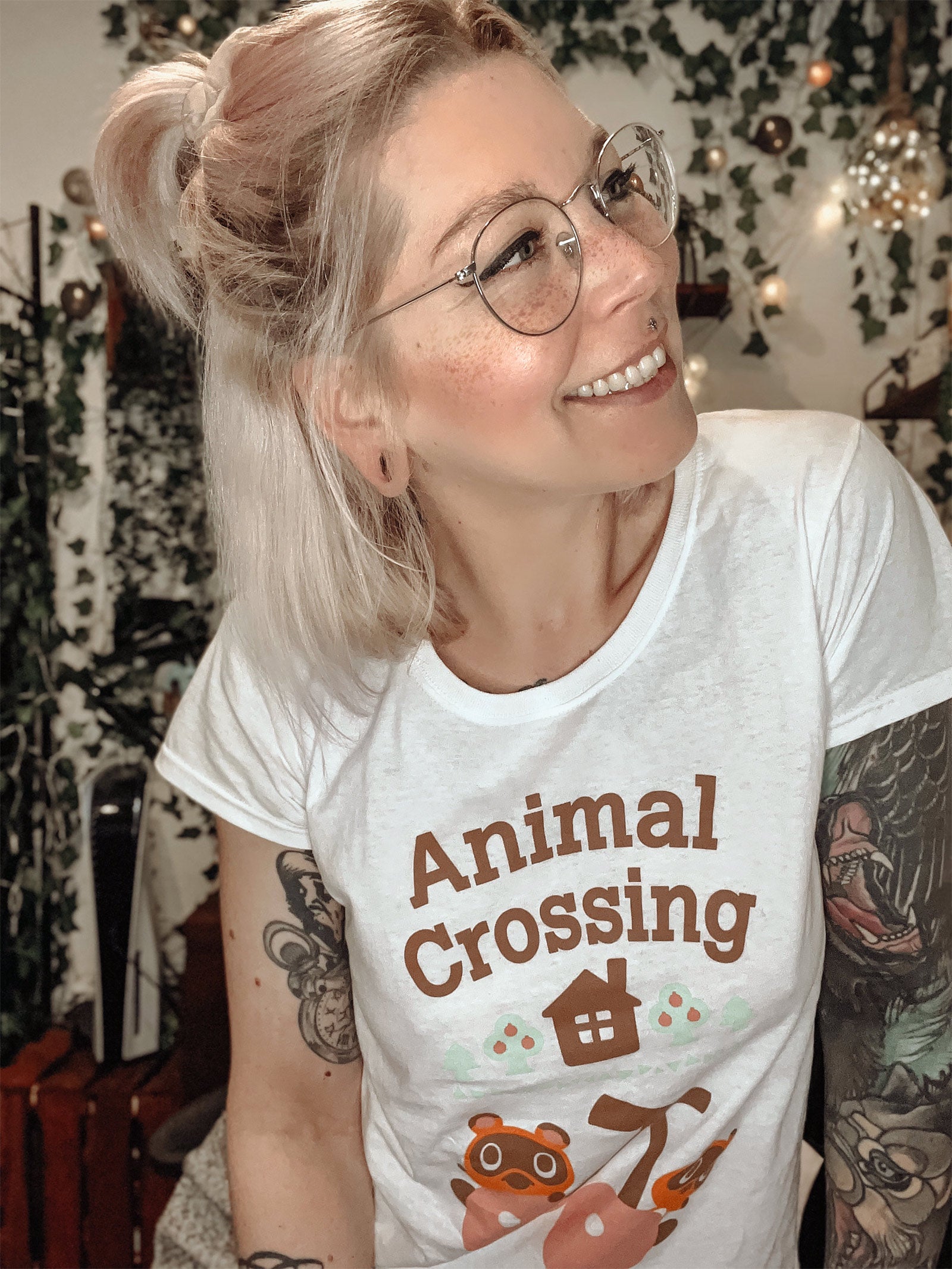 Product image Animal Crossing - Timmy and Tommy Women's T-Shirt White