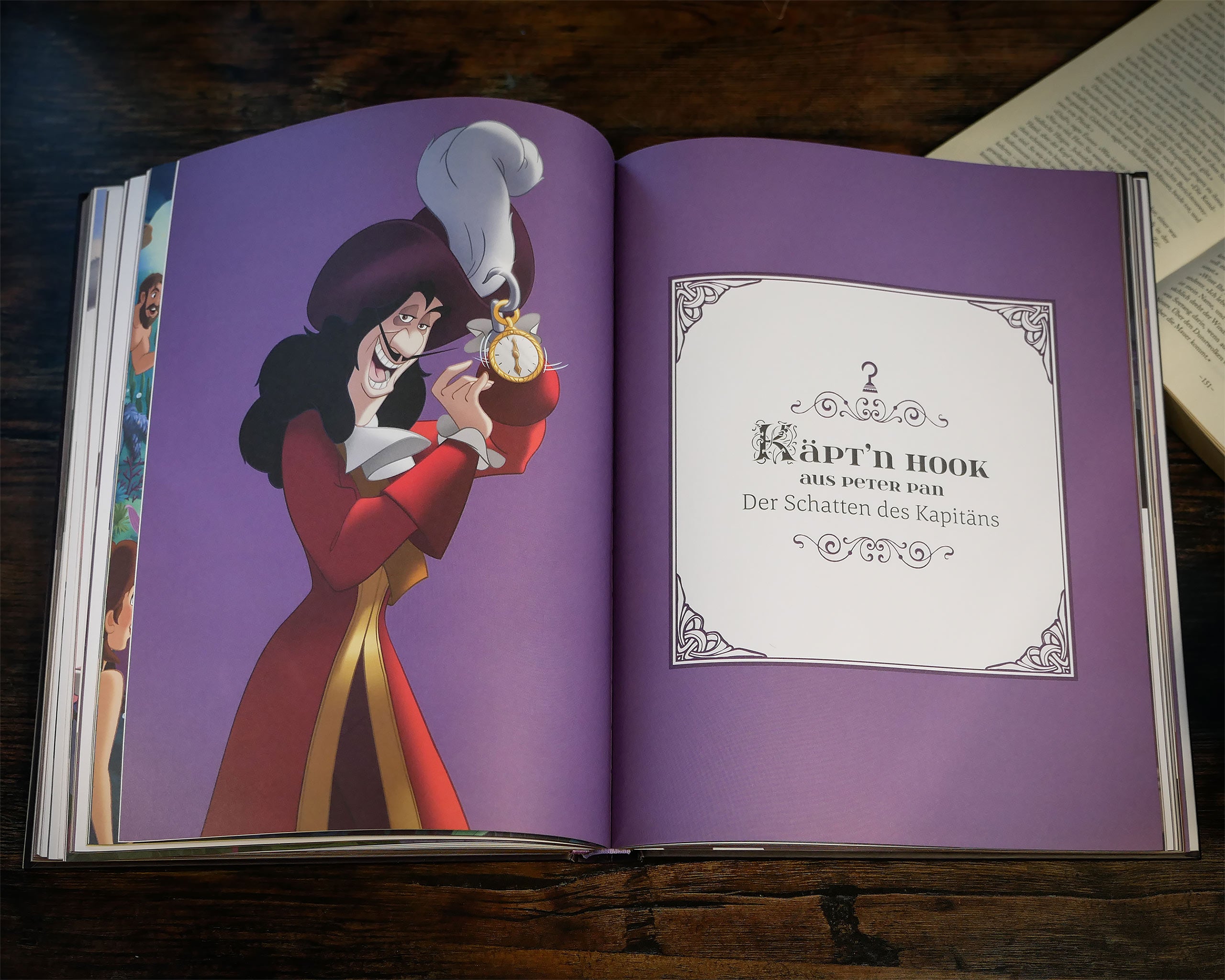 Disney - The Big Golden Book of Villains – Elbenwald