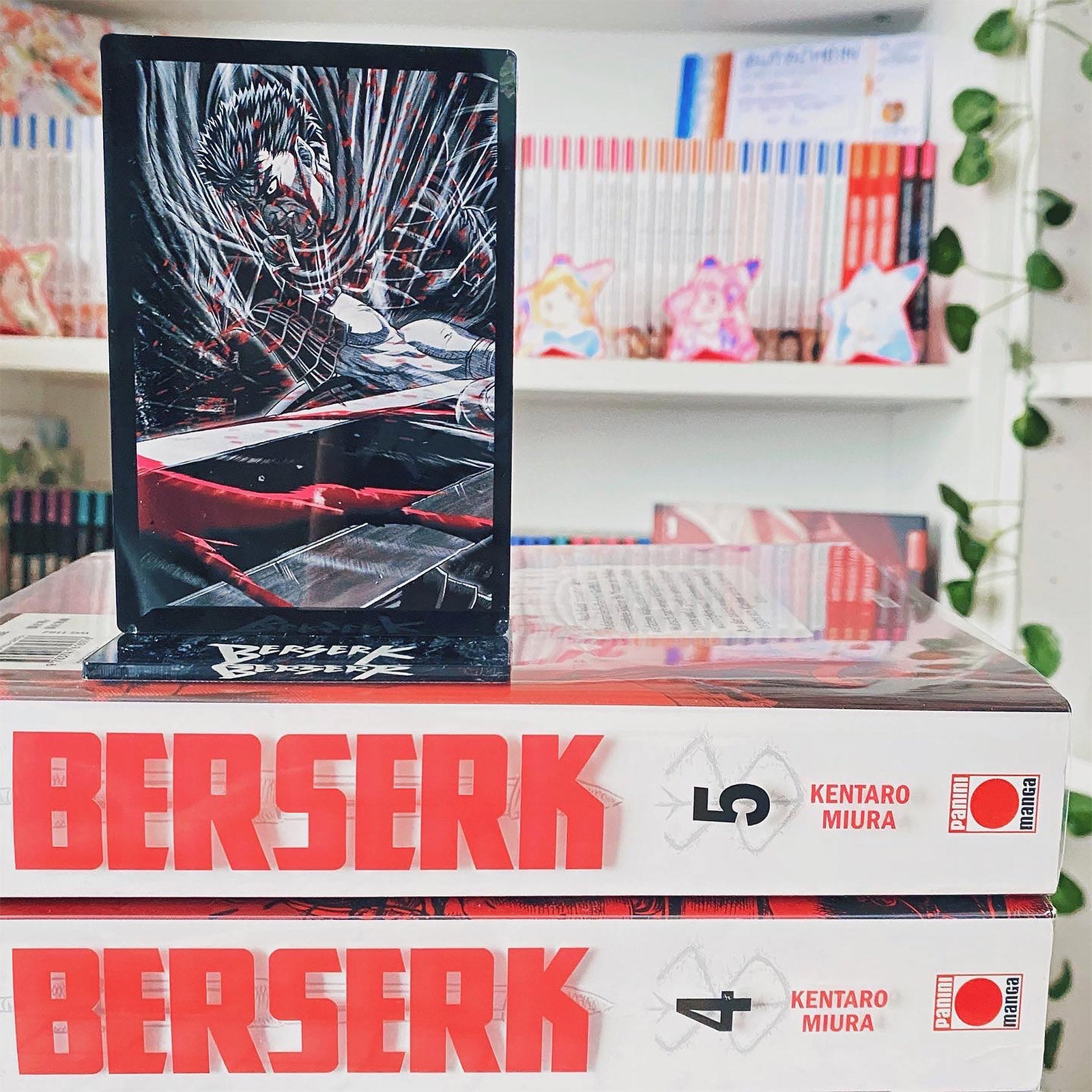Product image Berserk - Guts Acrylic Figure