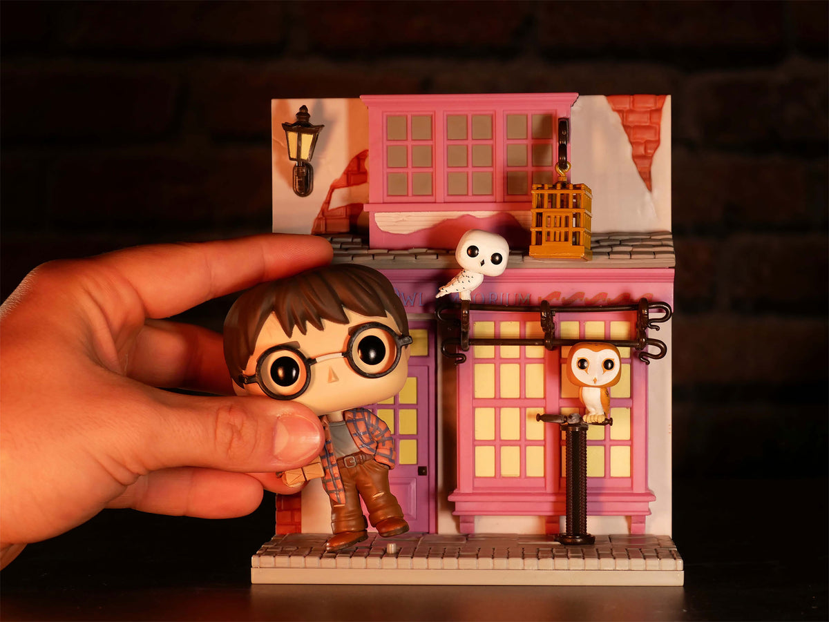 Product image Harry Potter and Eeylops Owl Store Funko Pop Figure with Diorama