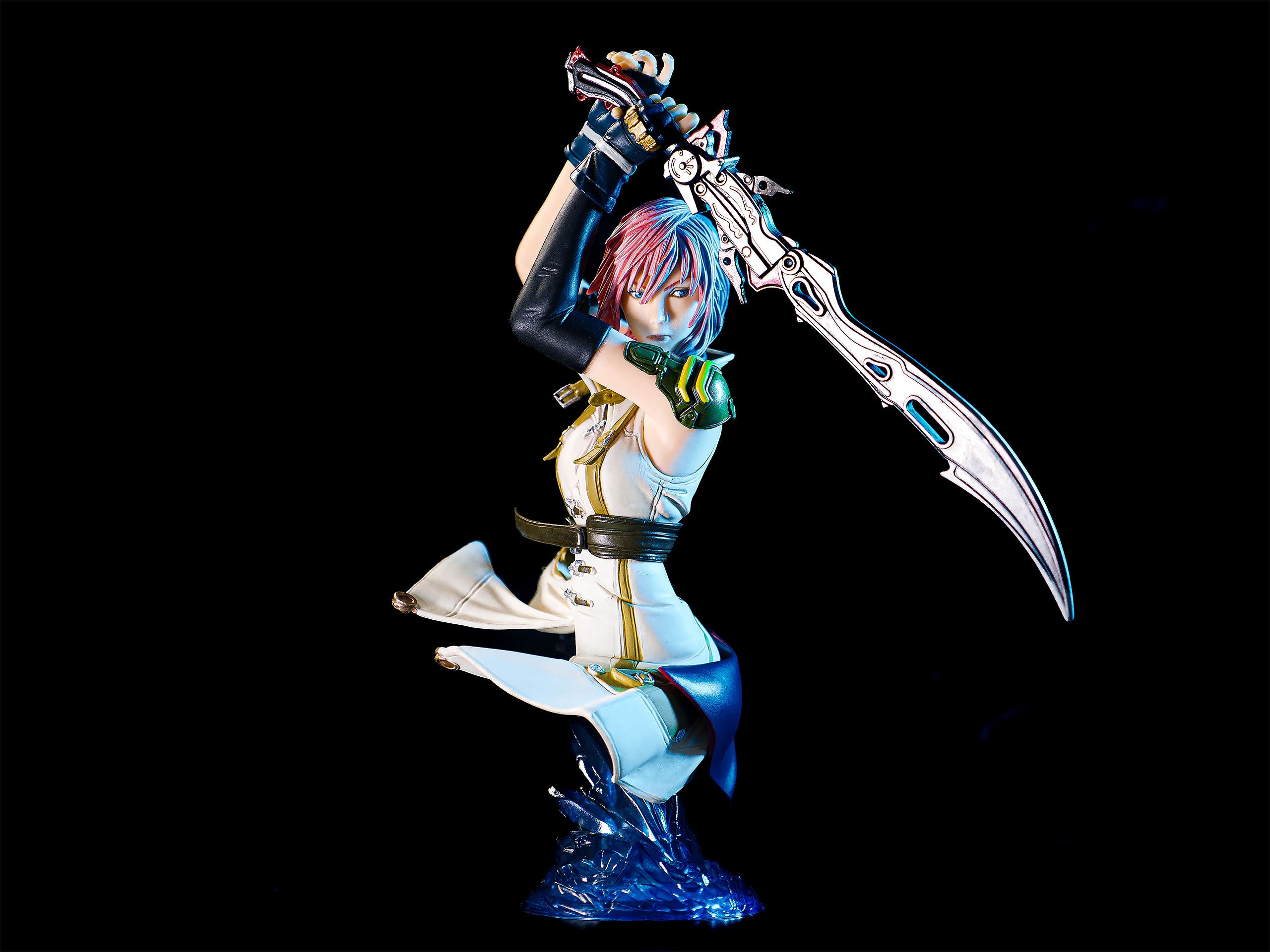 Final Fantasy - Lightning Figure 17 cm – Elbenwald