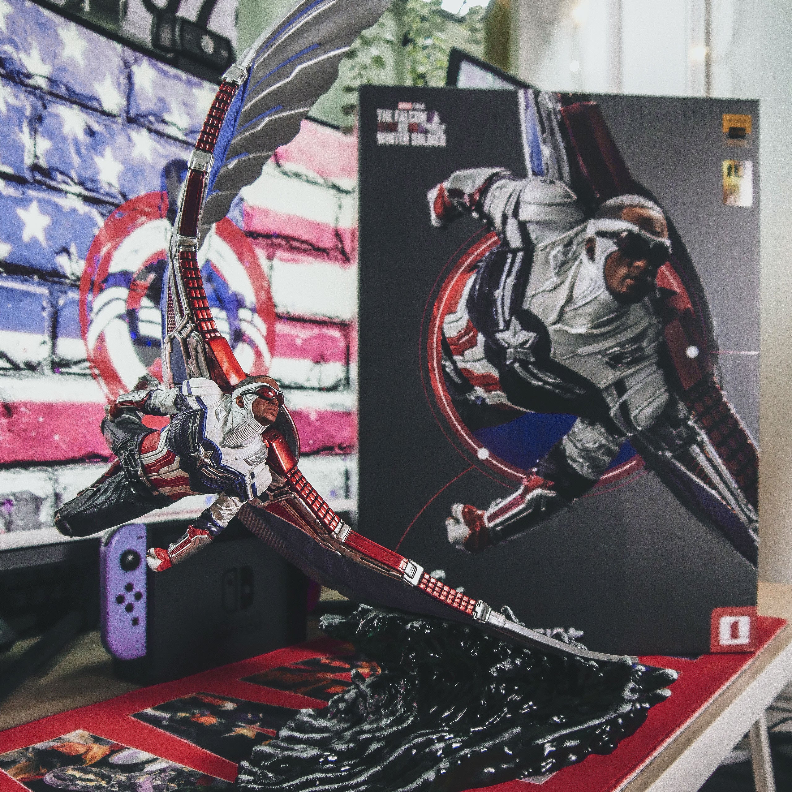 Product image The Falcon and The Winter Soldier - Captain America BDS Art Scale Deluxe Statue