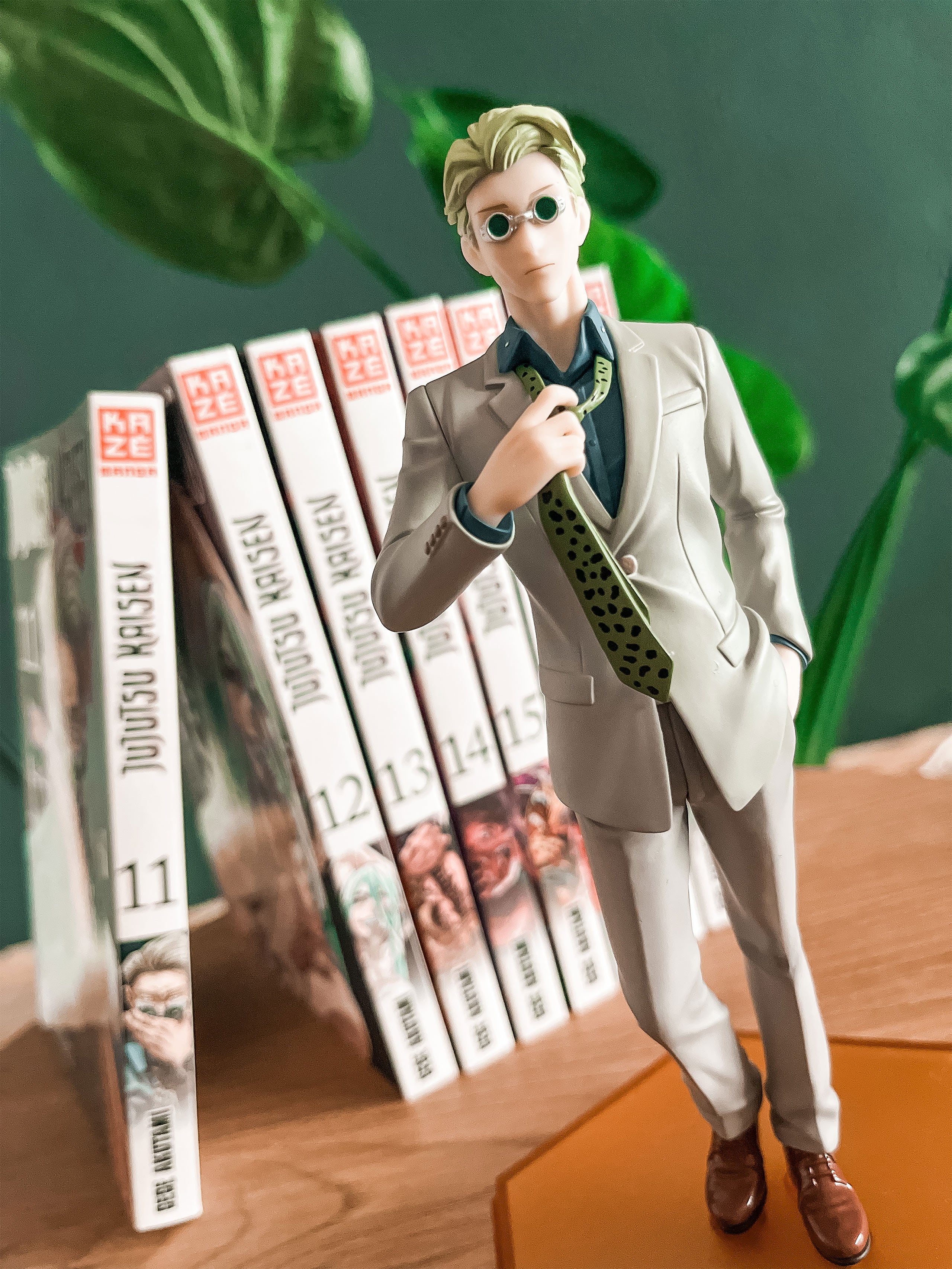 Jujutsu Kaisen - Kento Nanami Figure – Elbenwald