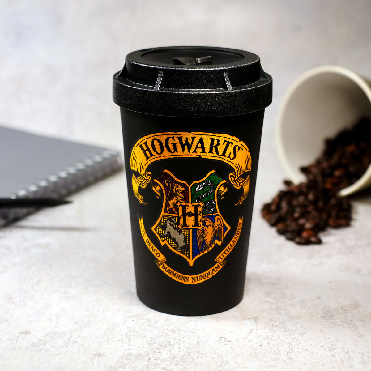 Product image Hogwarts Crest To Go Mug - Harry Potter