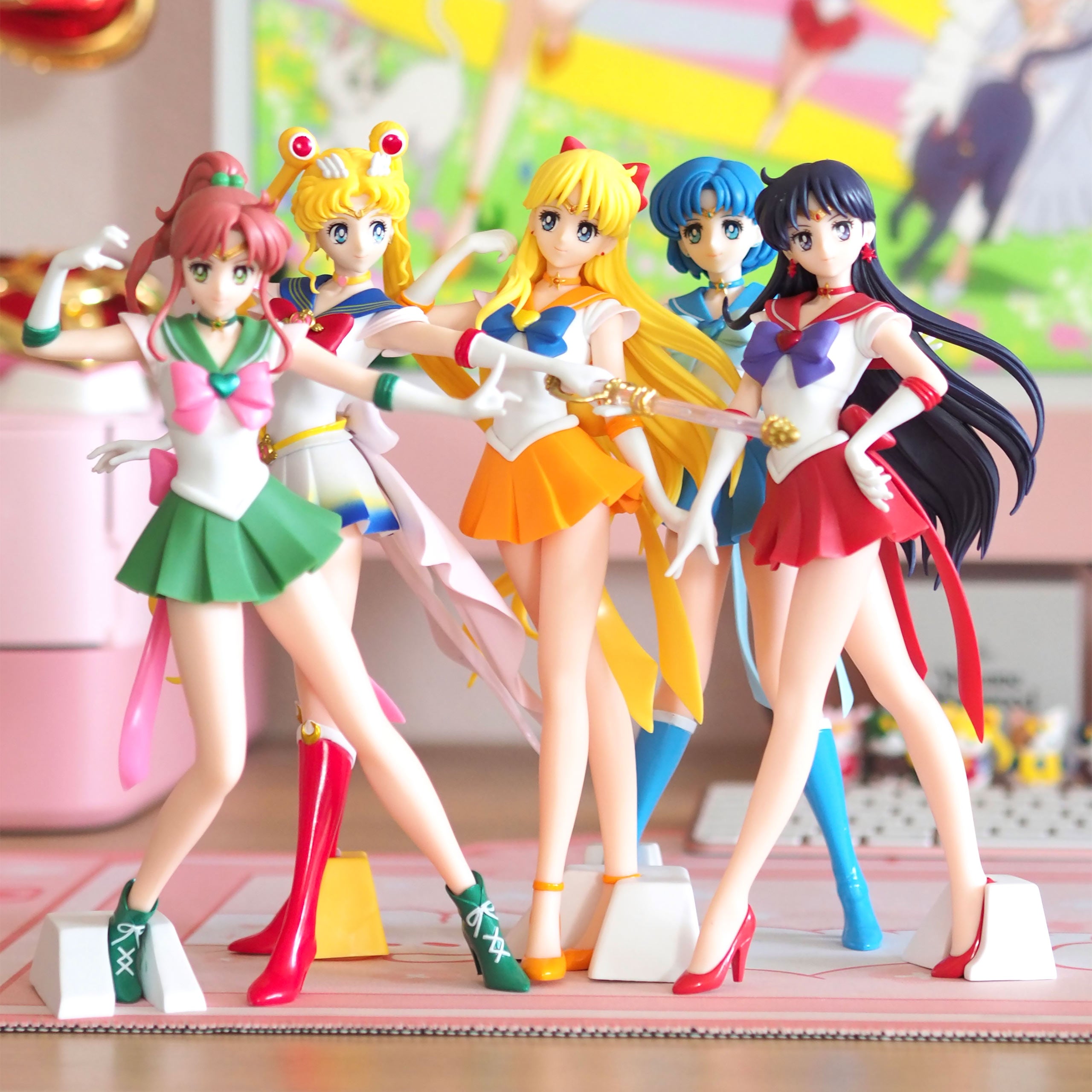 Sailor Moon Eternal - Super Sailor Moon Figure with Kaleidoscope