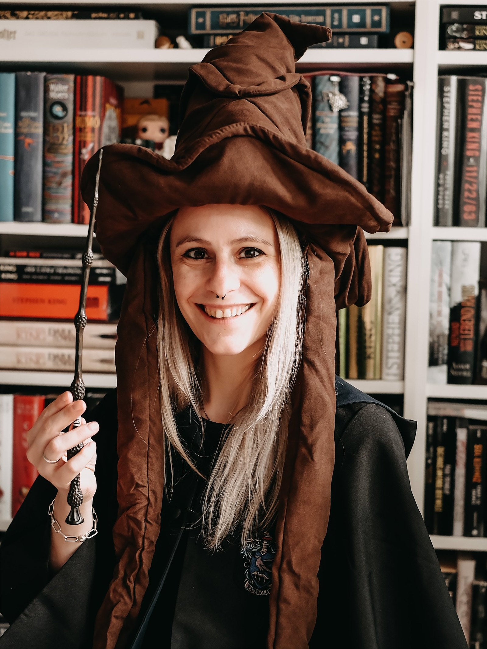 Harry Potter - Interactive Talking Hat – Elbenwald