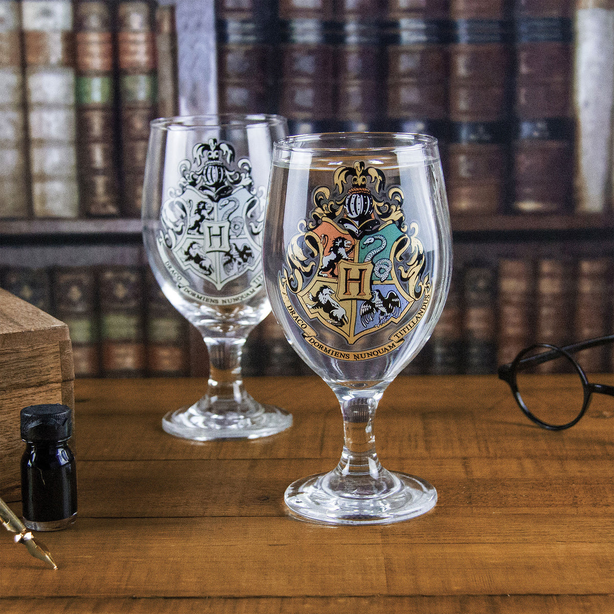 Product image Harry Potter - Hogwarts Crest Color Change Glass