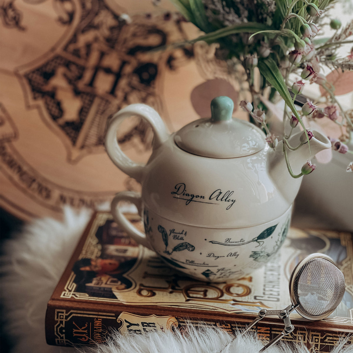 Product image Harry Potter - Diagon Alley Tea Pot with Cup