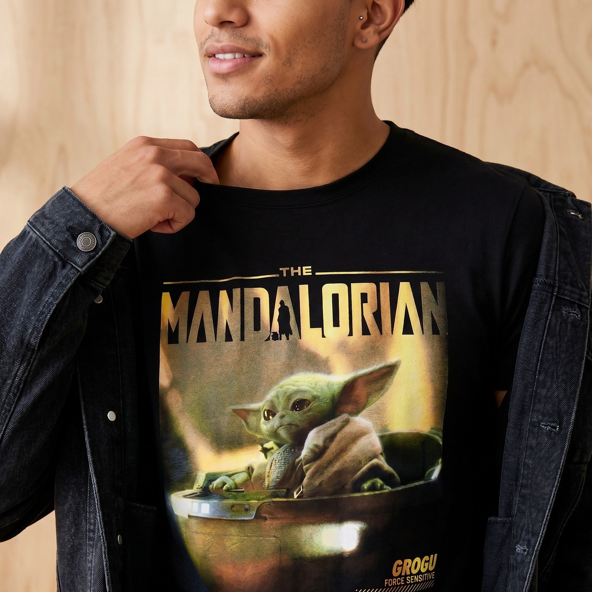 Grogu T-Shirt Black - Star Wars The Mandalorian – Elbenwald