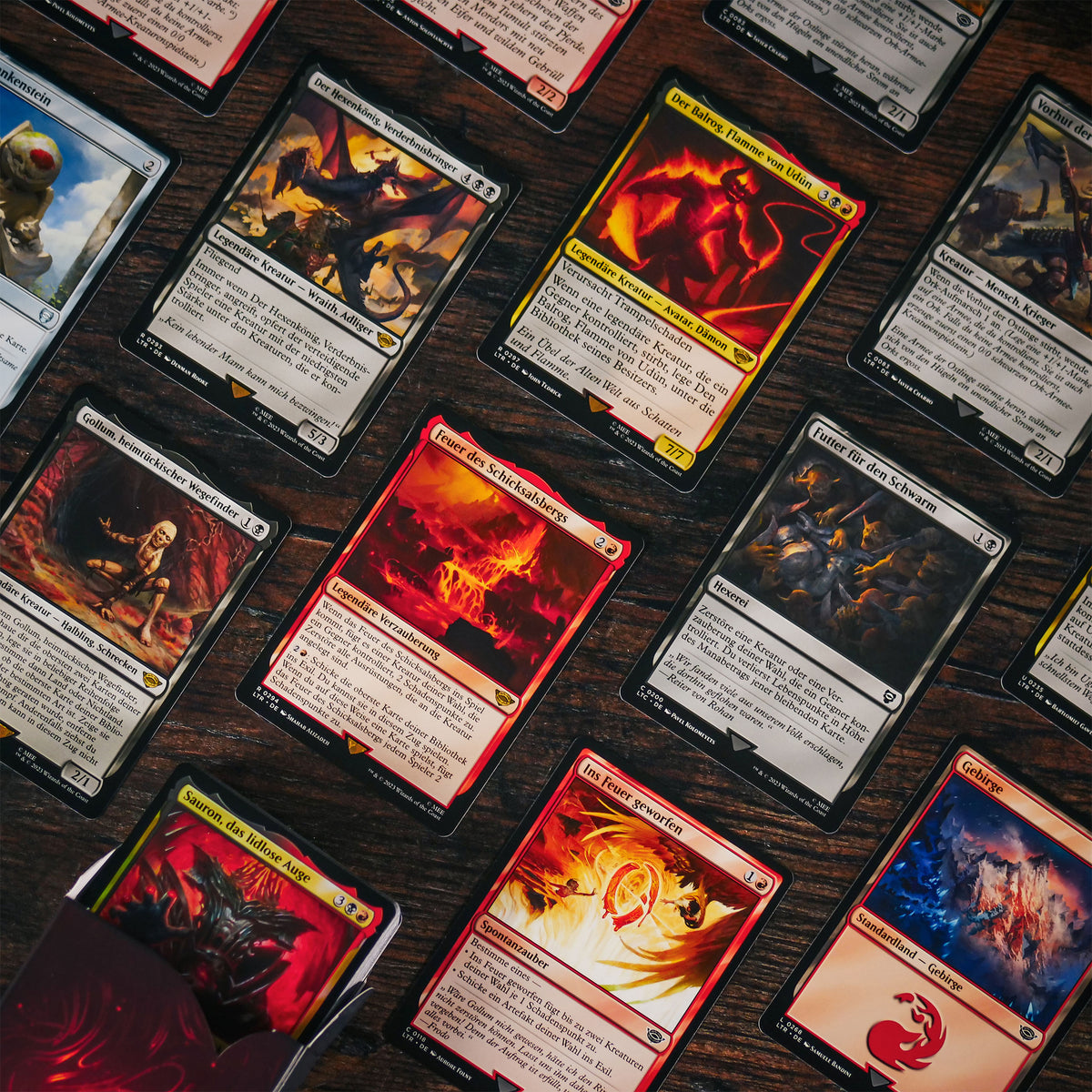 Product image The Lord of the Rings Middle-earth Riders of Rohan Commander Deck - Magic The Gathering