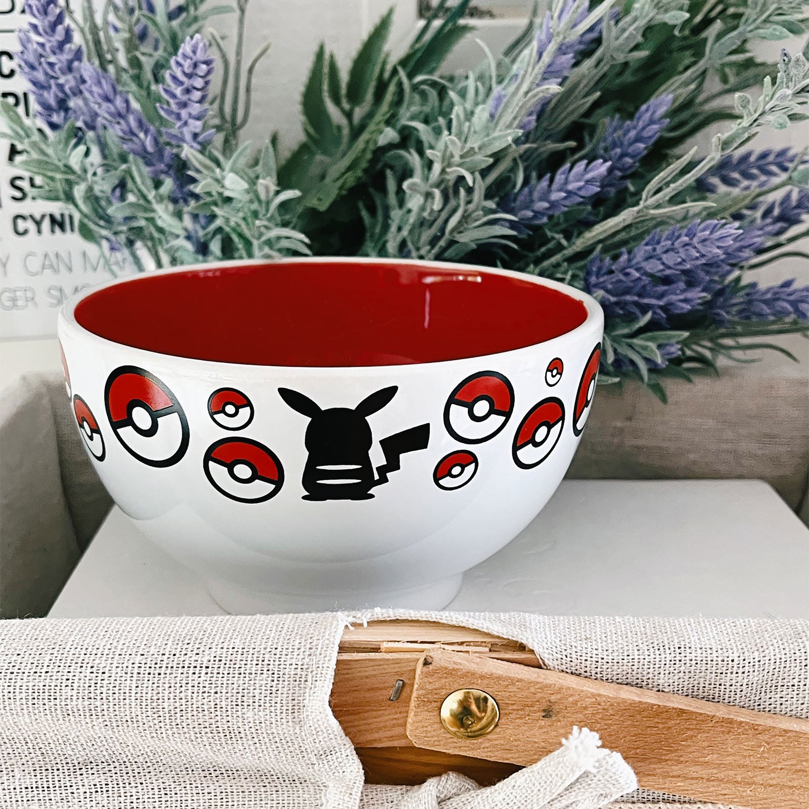 Product image Poké Ball Cereal Bowl - Pokémon