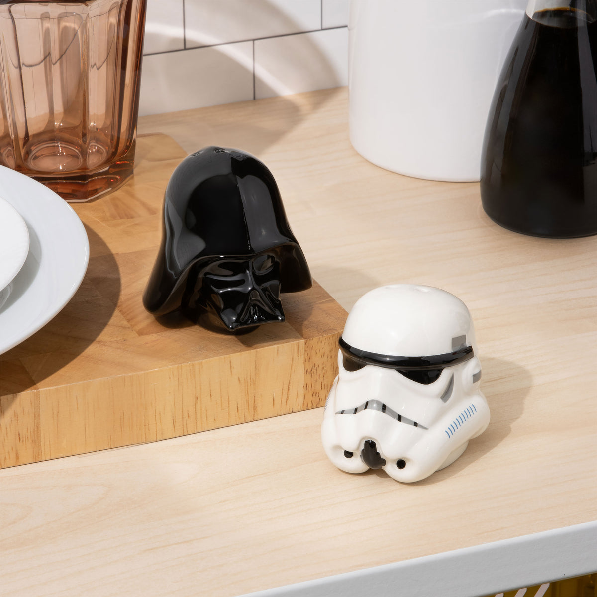 Product image Star Wars - Stormtrooper and Darth Vader Salt & Pepper Shakers