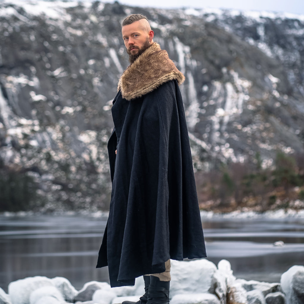 Product image Medieval Cloak with Faux Fur Black