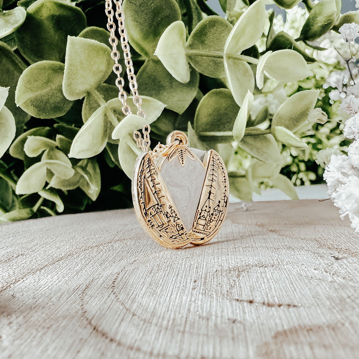 Product image Harry Potter - The Golden Egg Gift Box with Necklace