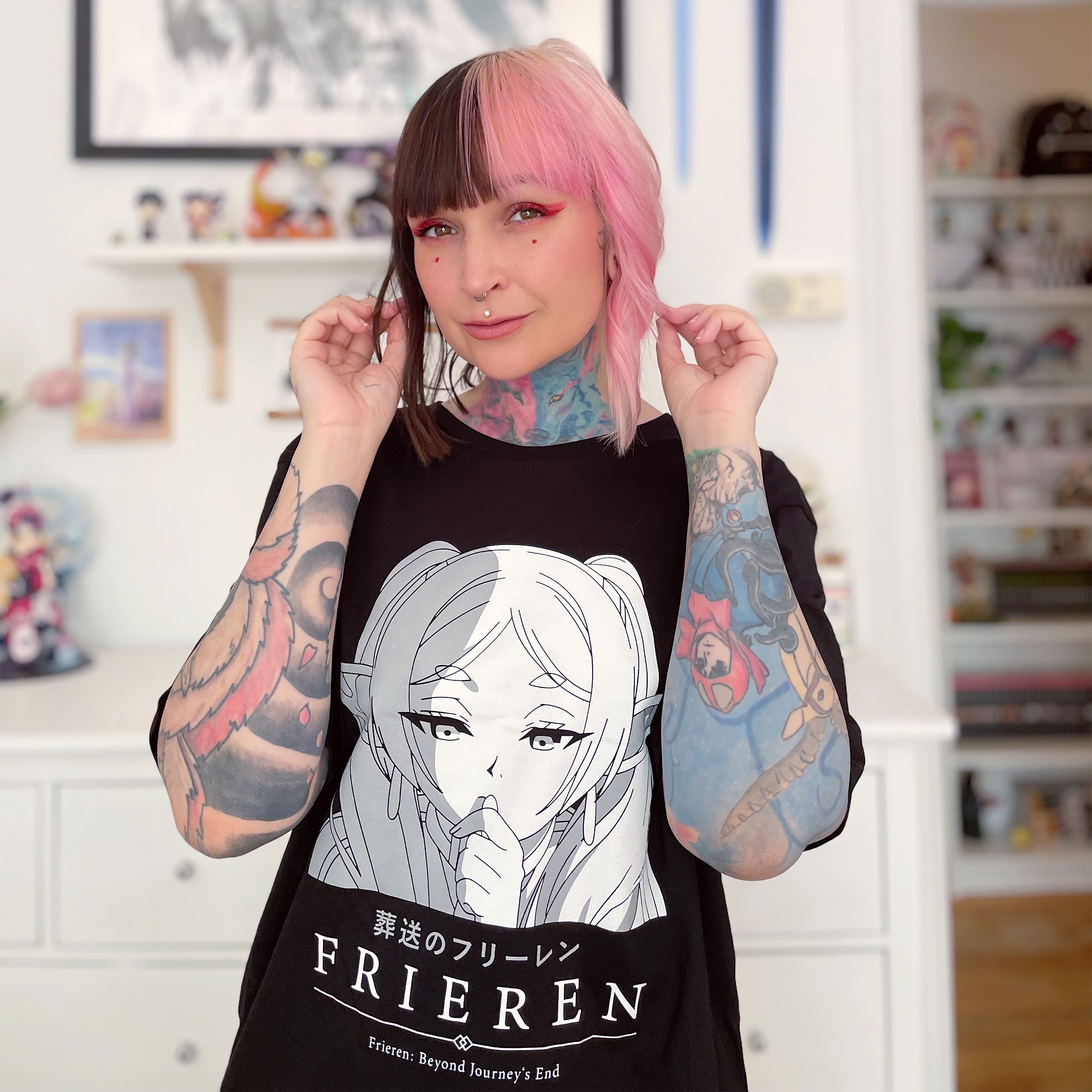 Product image Character T-Shirt for Frieren fans black