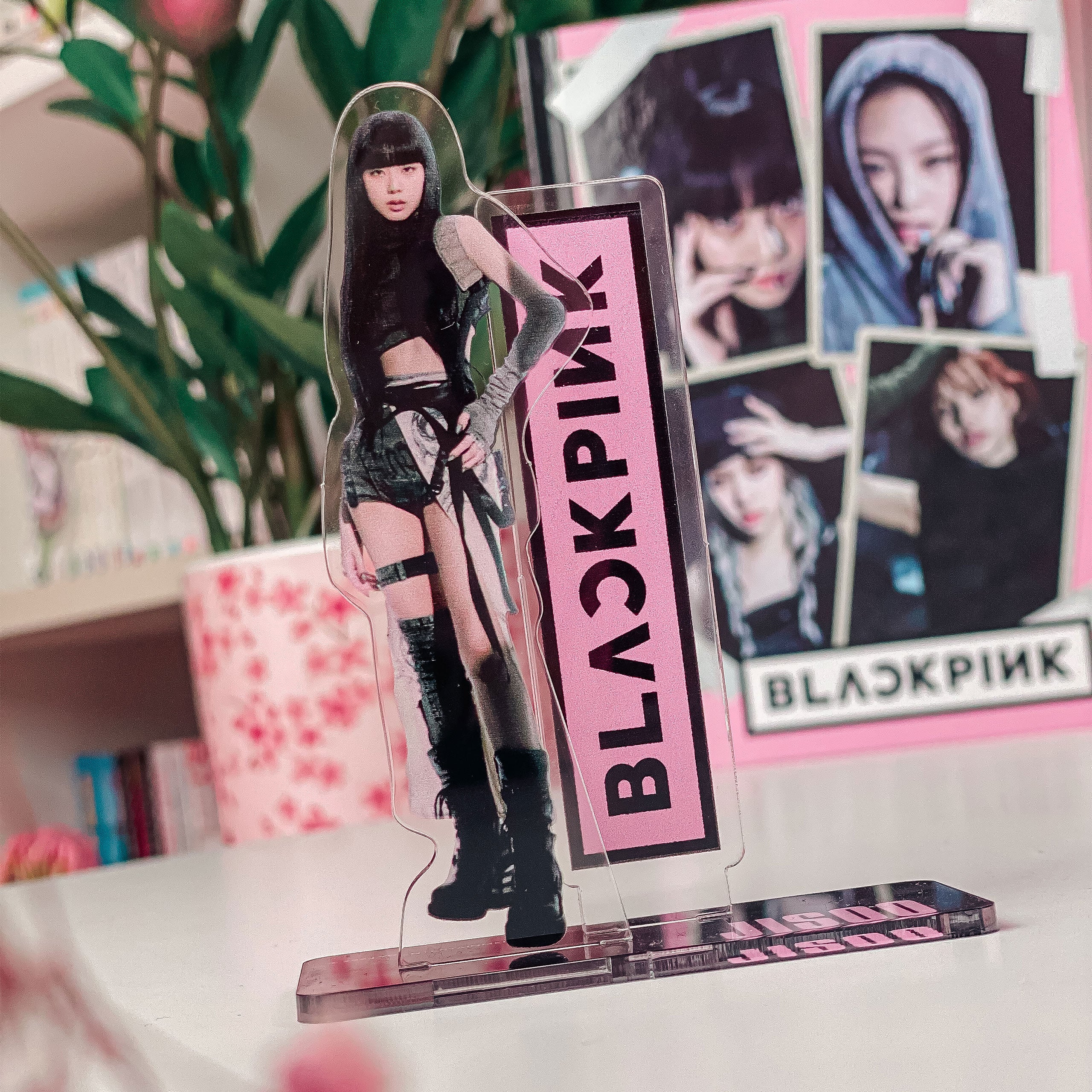 Blackpink - Jisoo Acrylic Figure – Elbenwald