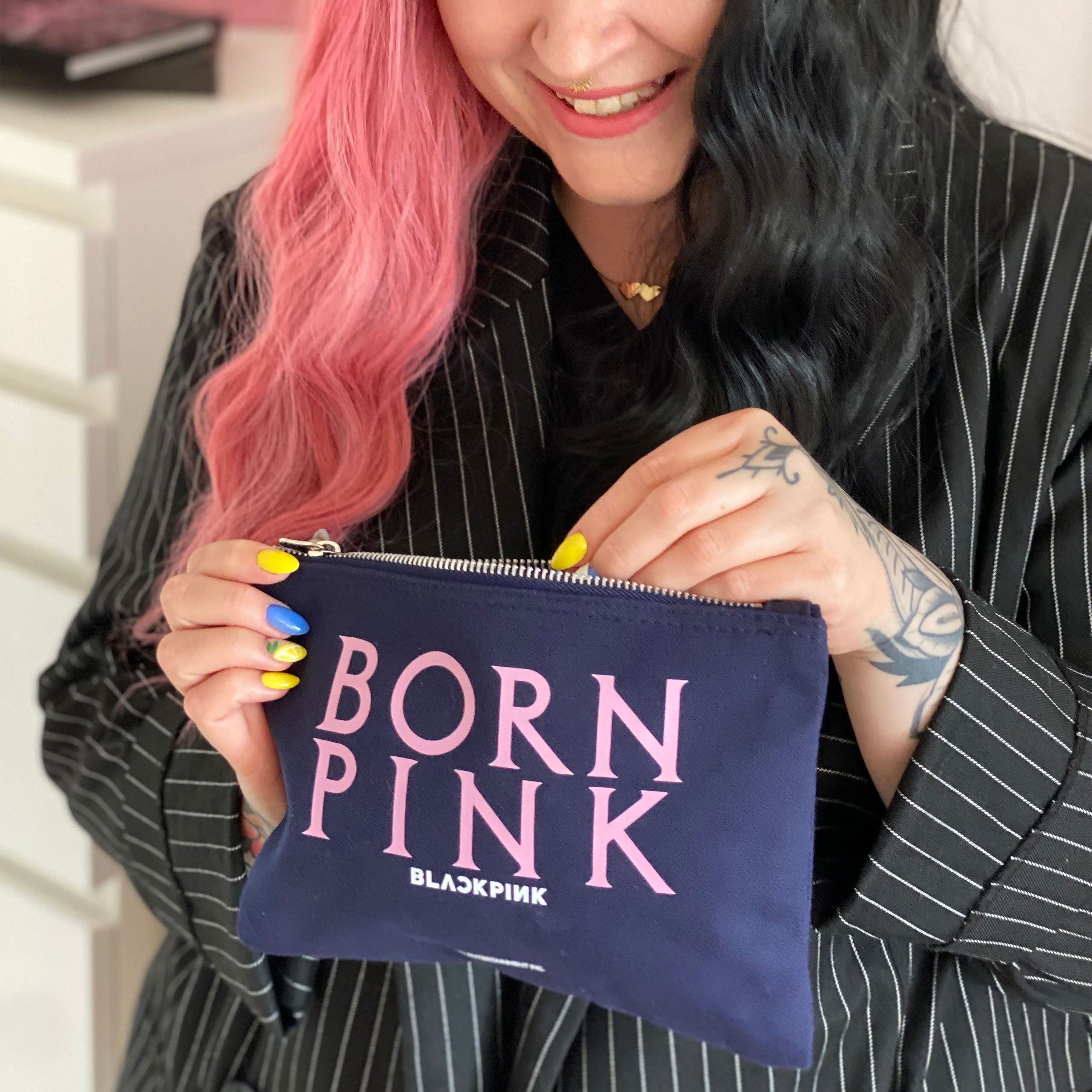 Blackpink - Born Pink Cosmetic Bag – Elbenwald