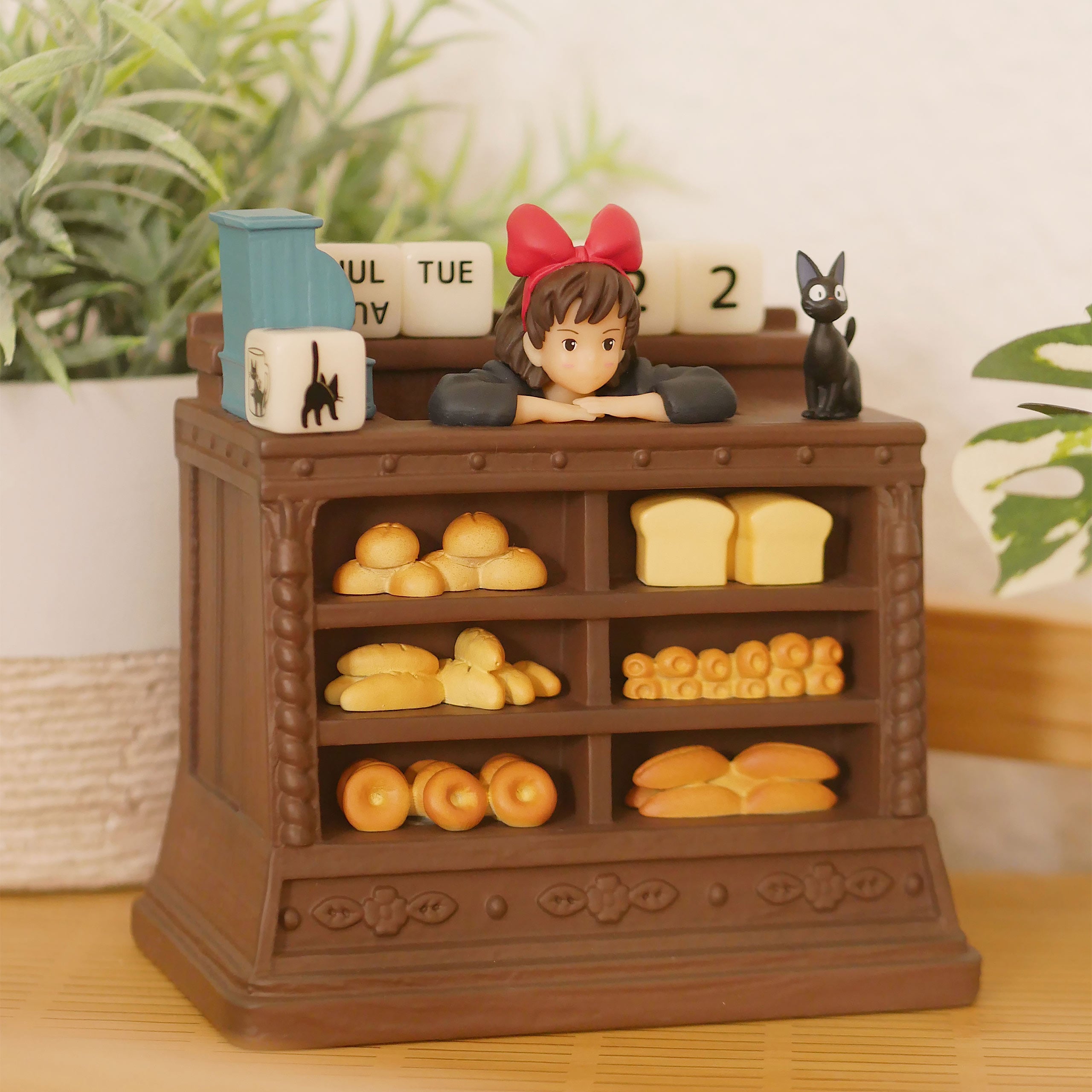 Kiki's Little Delivery Service - Bakery 3D Annual Calendar – Elbenwald