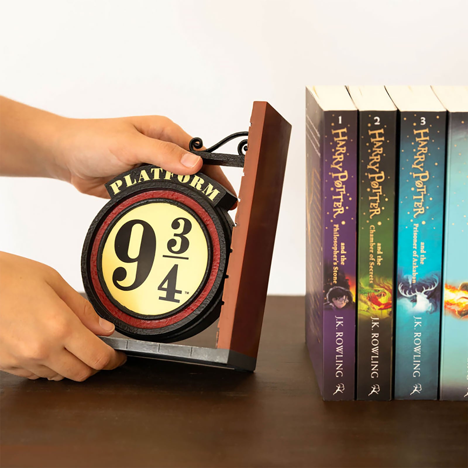 Harry Potter - Platform 9 3/4 Bookend – Elbenwald