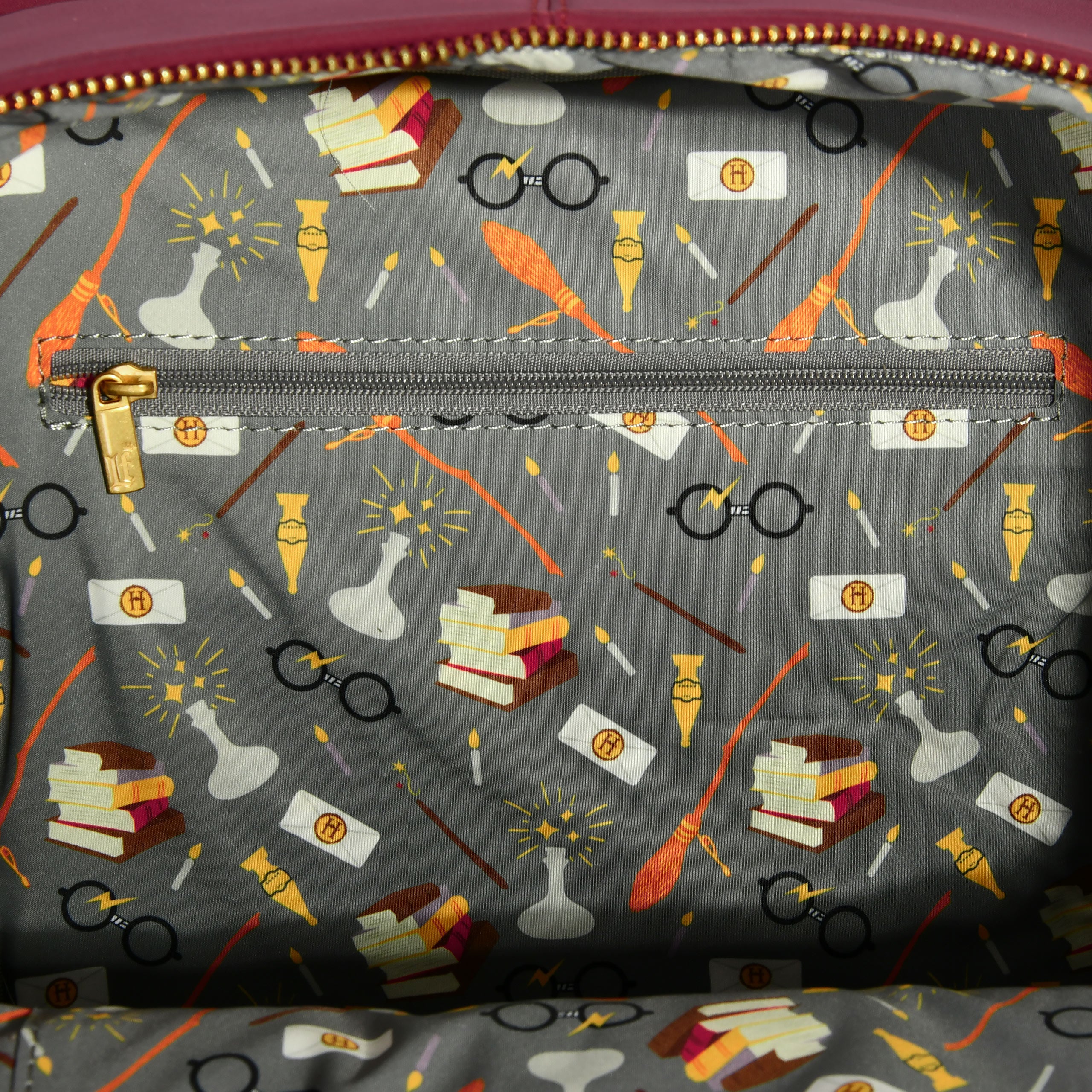 Product image Harry Potter - Glasses and Lightning Bolt Mini Backpack
