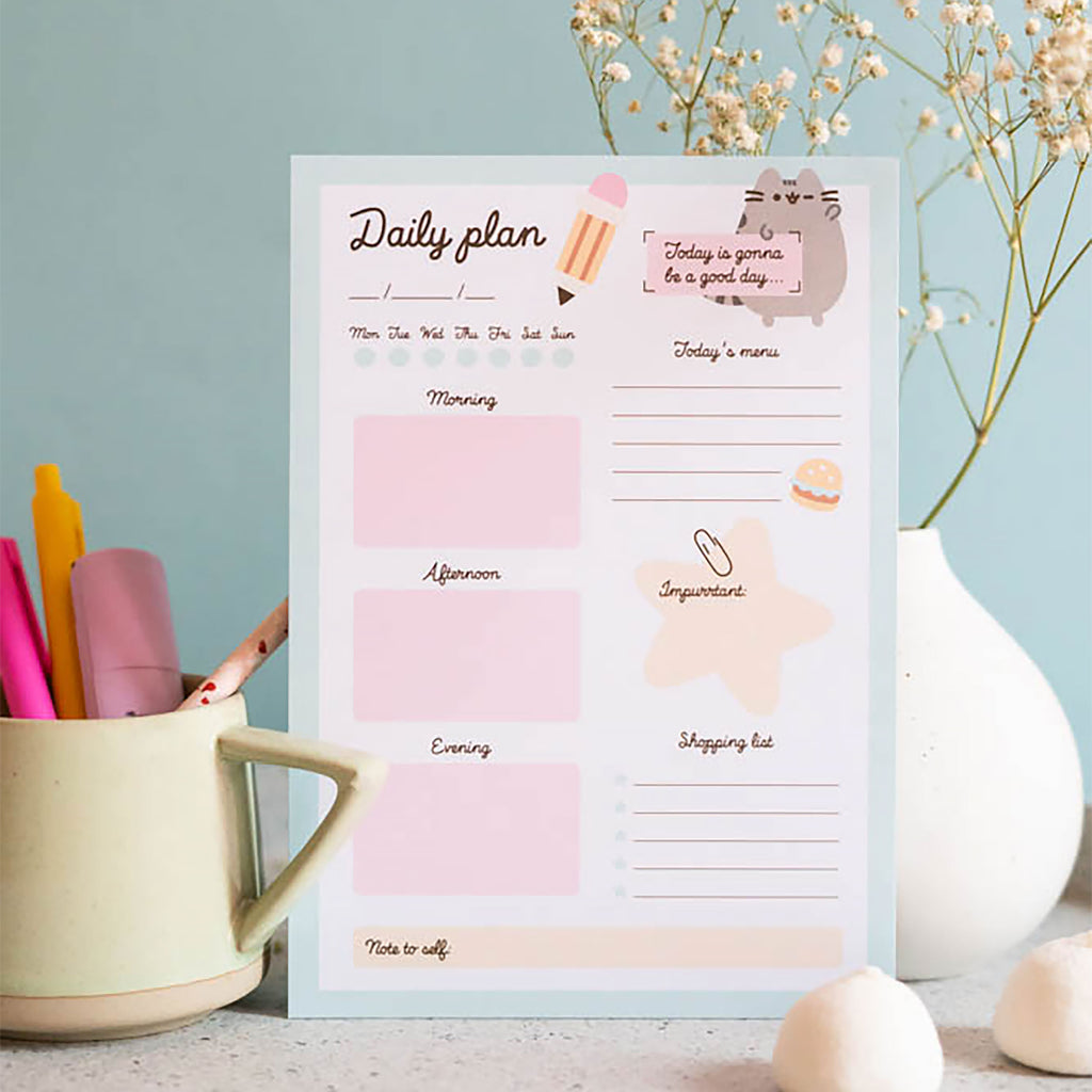 Product image Pusheen - Good Day Daily Planner