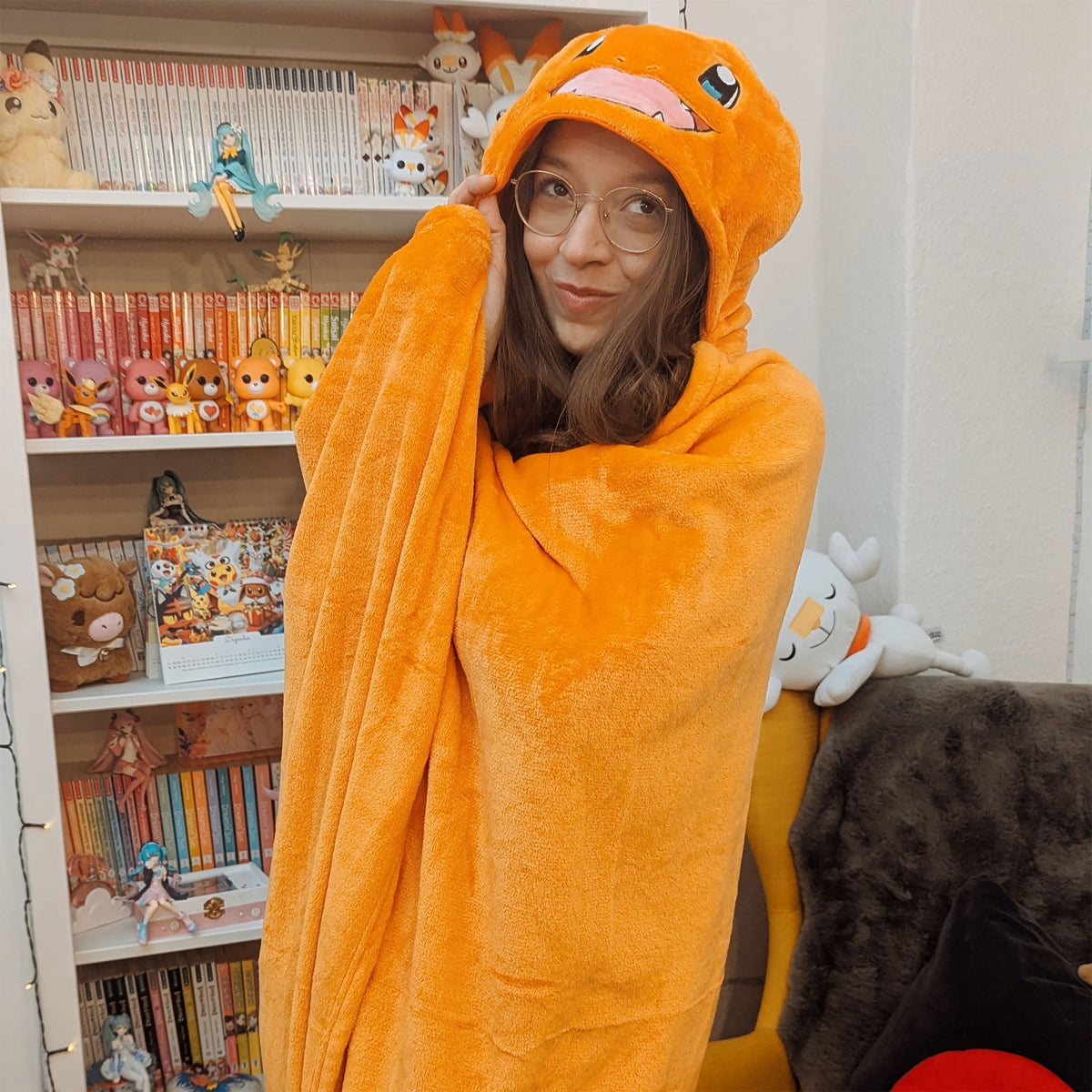 Product image Pokemon - Charmander Hooded Blanket