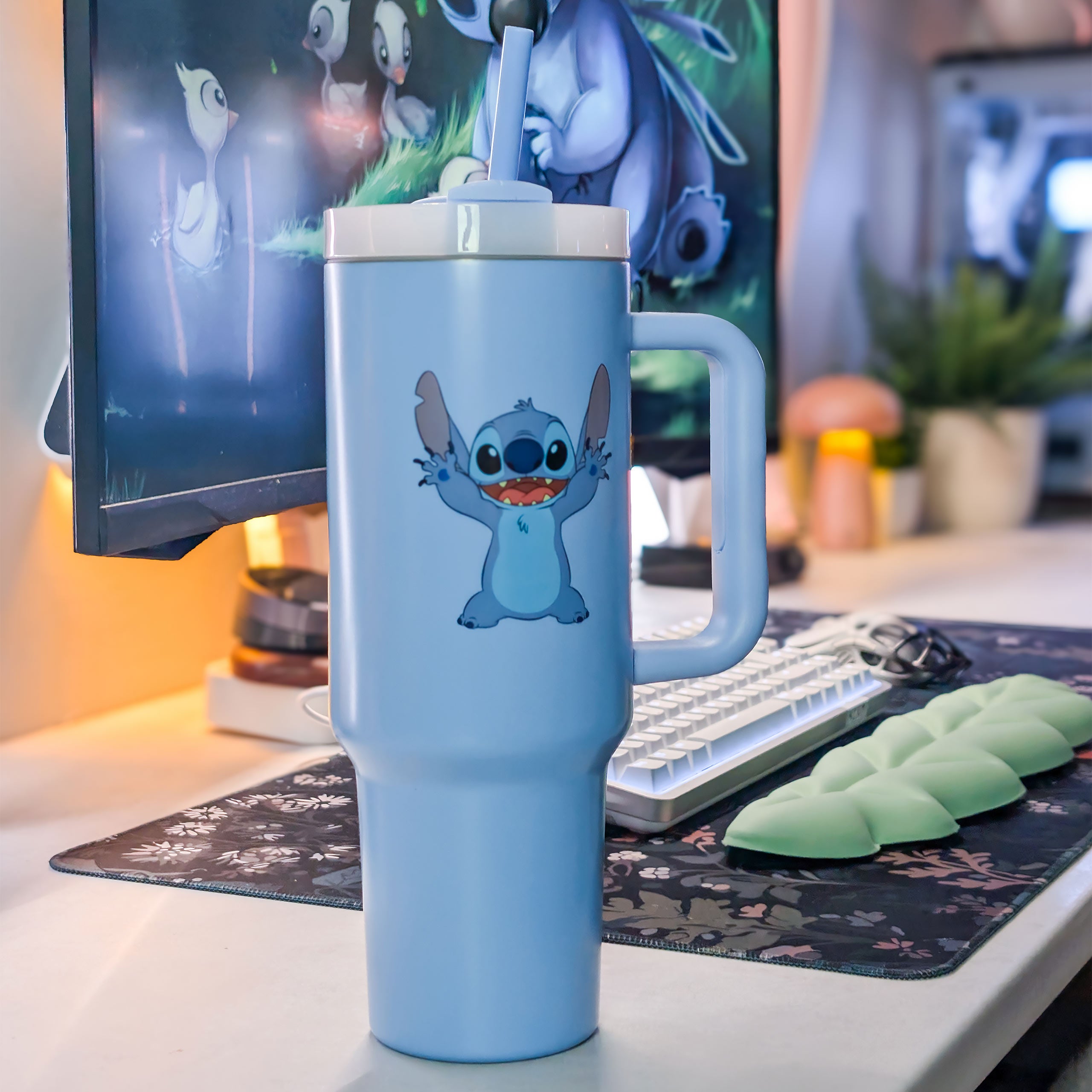 Product image Stitch To Go Cup with Straw - Lilo & Stitch