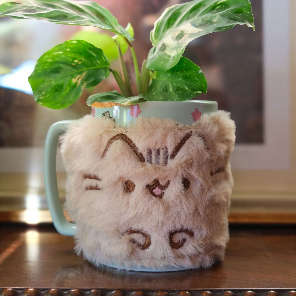 Product image Pusheen - Mug with Plush Cover