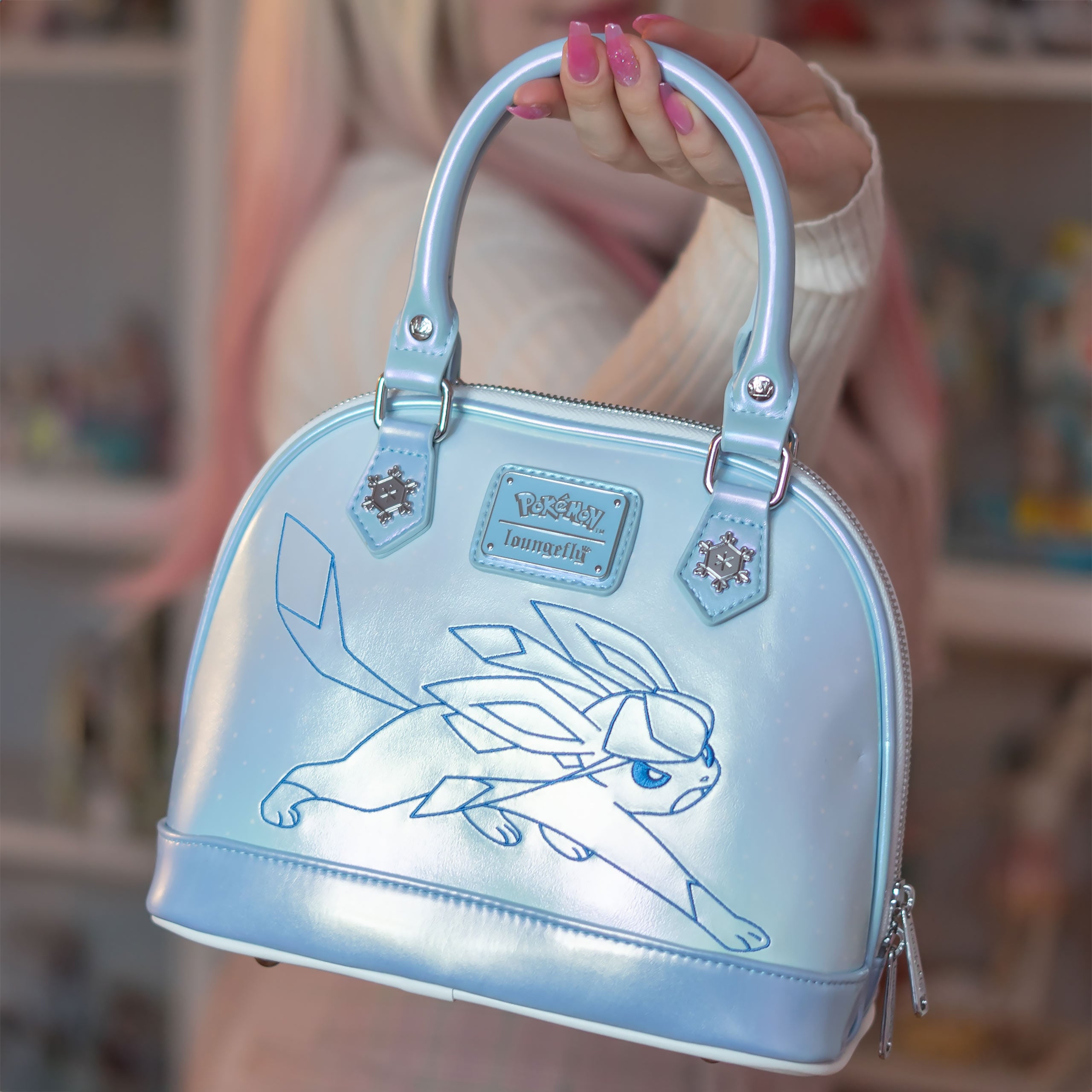 Pokémon - Glaceon and Vulpix Winter Handbag – Elbenwald
