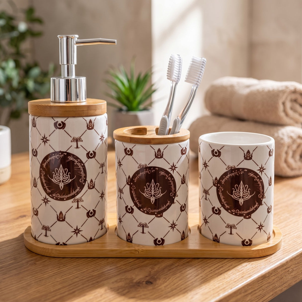 Product image The Lord of the Rings - Leaf Brooch 3-Piece Bathroom Set