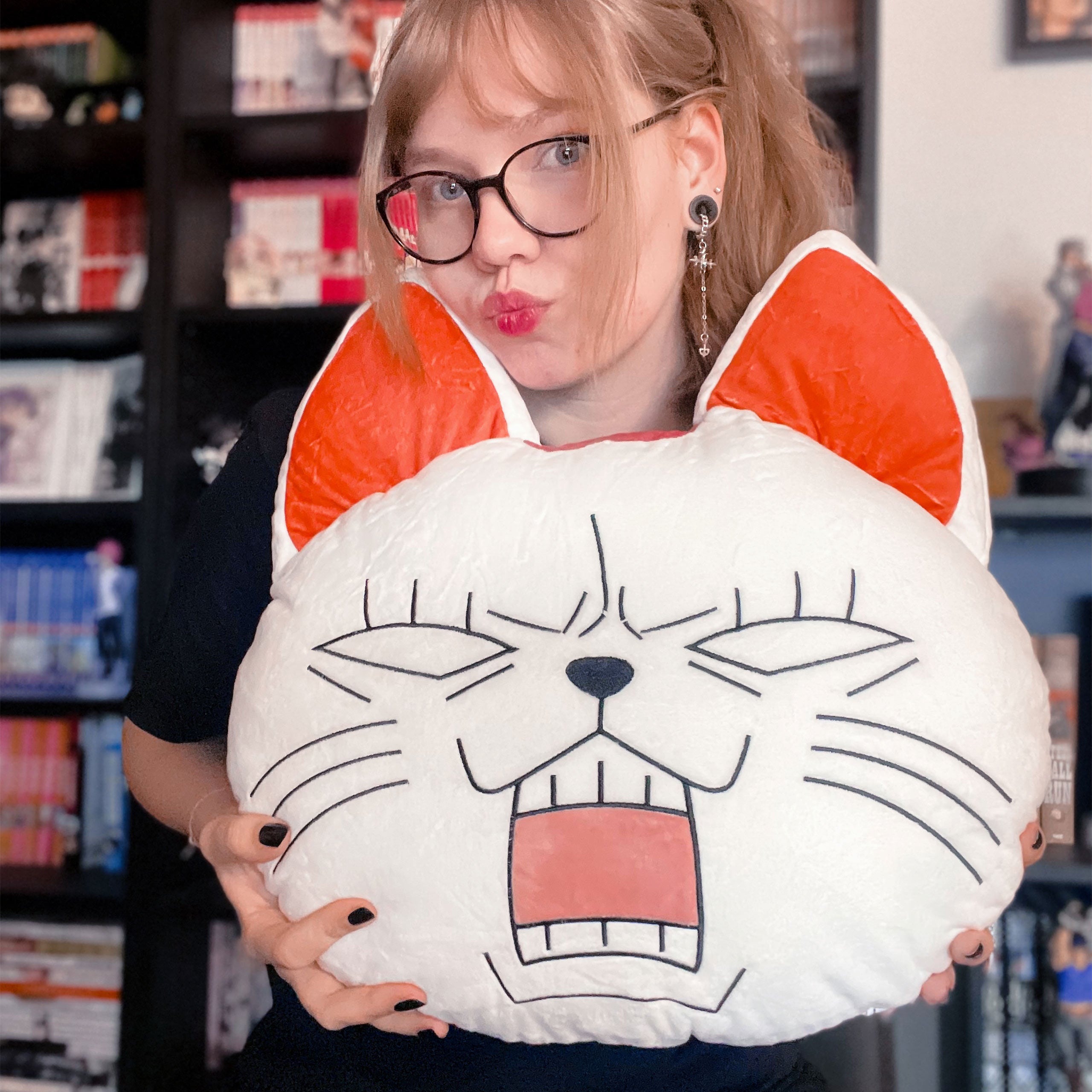 Product image Turbo Granny Cushion - Dandadan