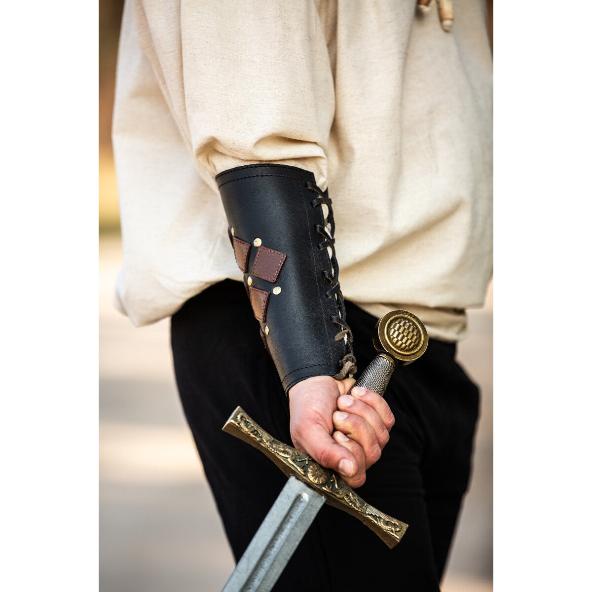 Medieval Leather Bracer Orm black-brown – Elbenwald