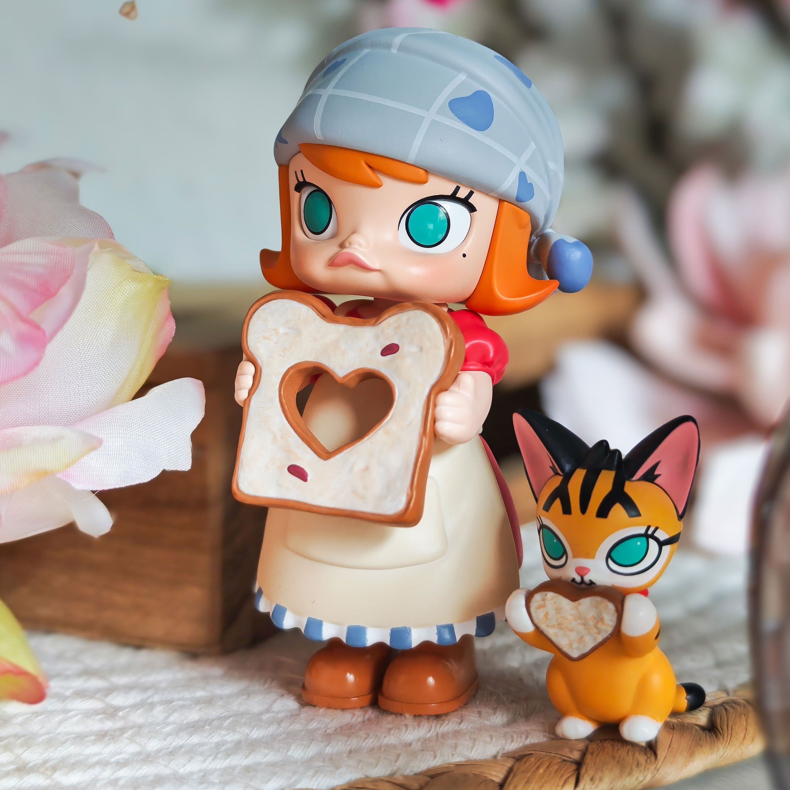 Molly - Carb Lover Pop Mart Mystery Figure – Elbenwald