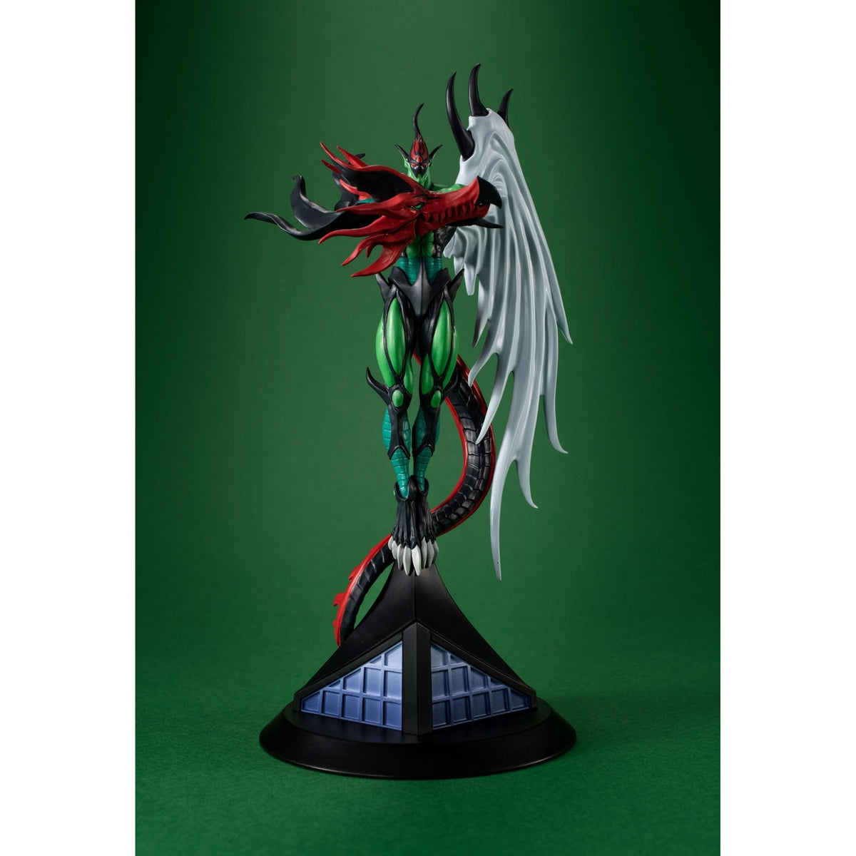 Product image Yu-Gi-Oh! Duel Monsters Monsters Chronicle GX E PVC Statue Hero Flame Wingman 16 cm