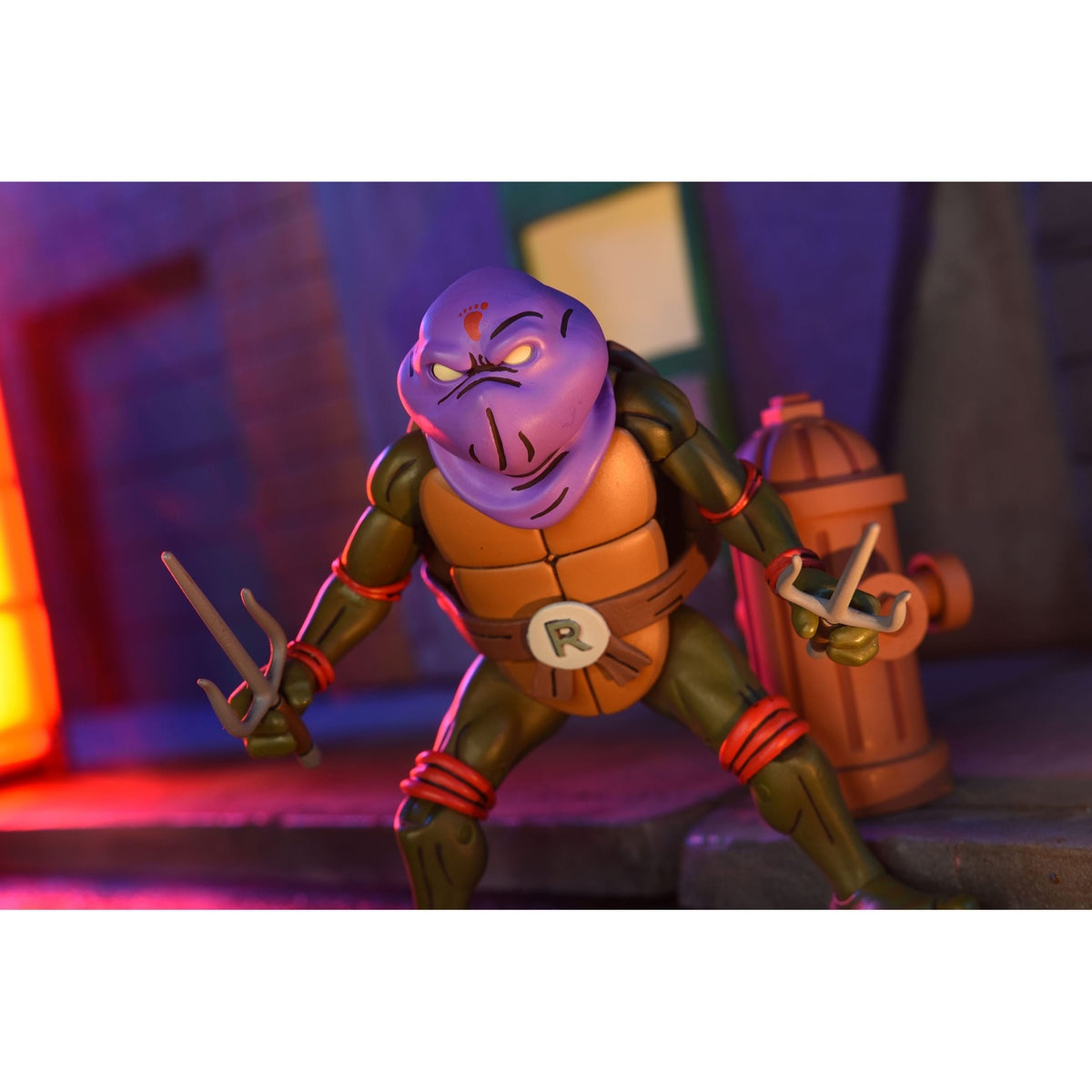 Product image Teenage Mutant Ninja Turtles Action Figure Ultimate Dark Leo 18 cm