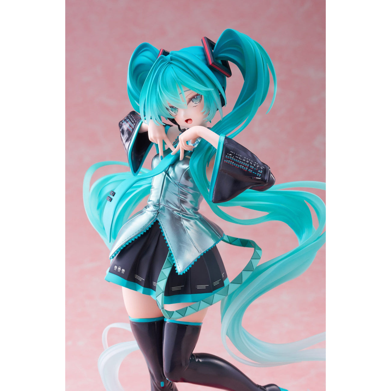 Hatsune Miku - T-Most Figure – Elbenwald