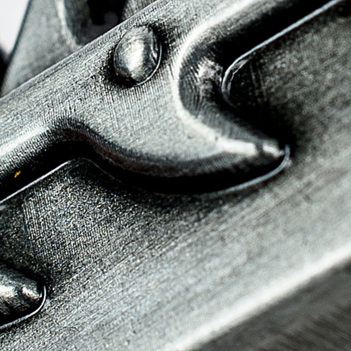 Product image Warhammer 40,000 Chaos Chainsword Bottle Opener